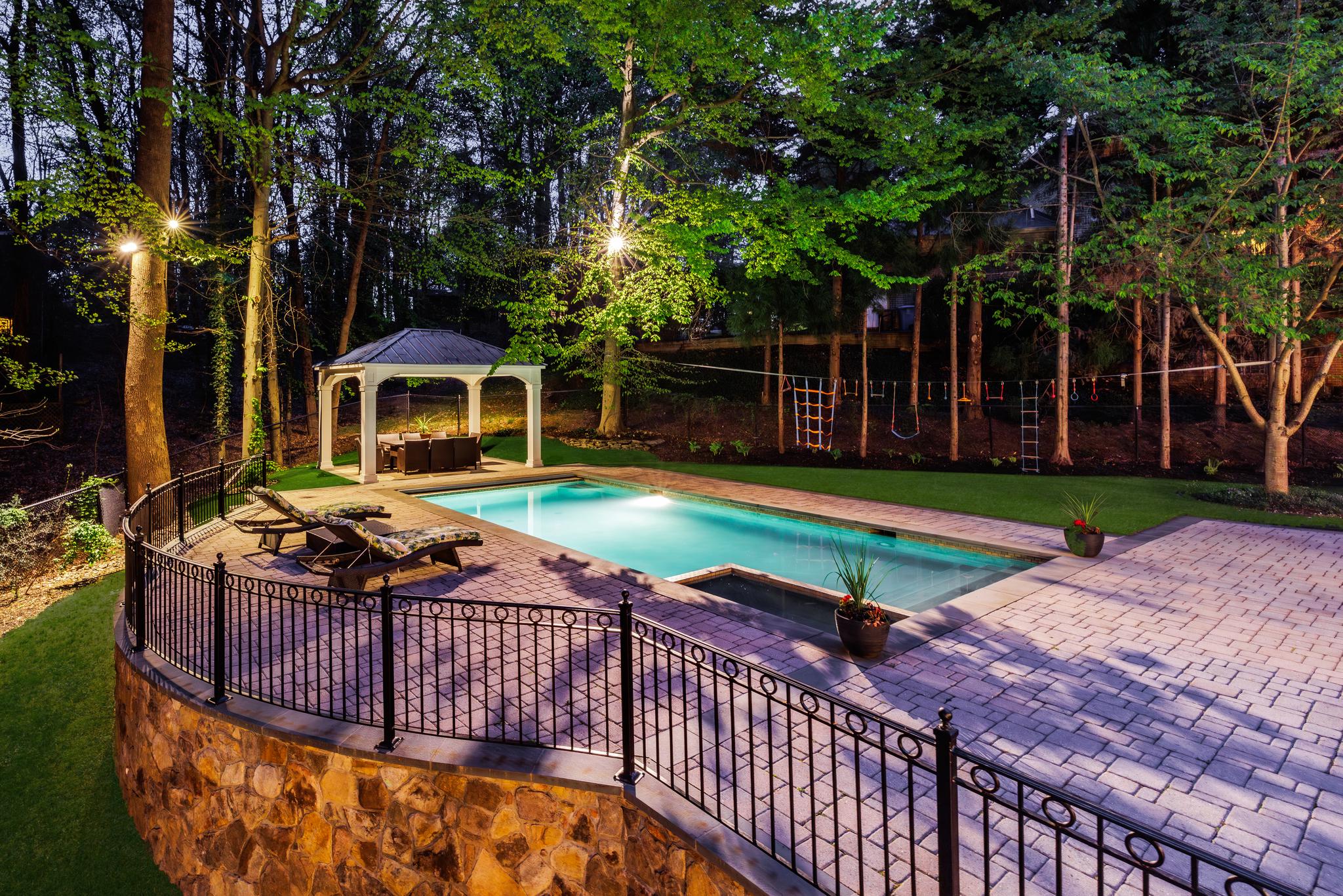 9200 Hollyoak Drive 