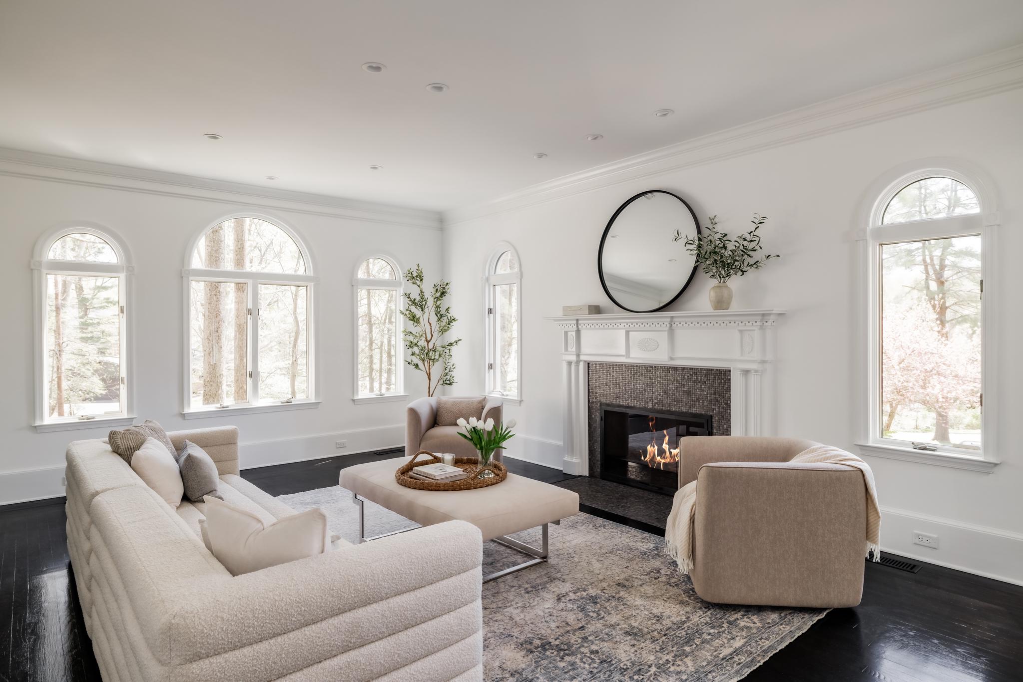 9200 Hollyoak Drive 