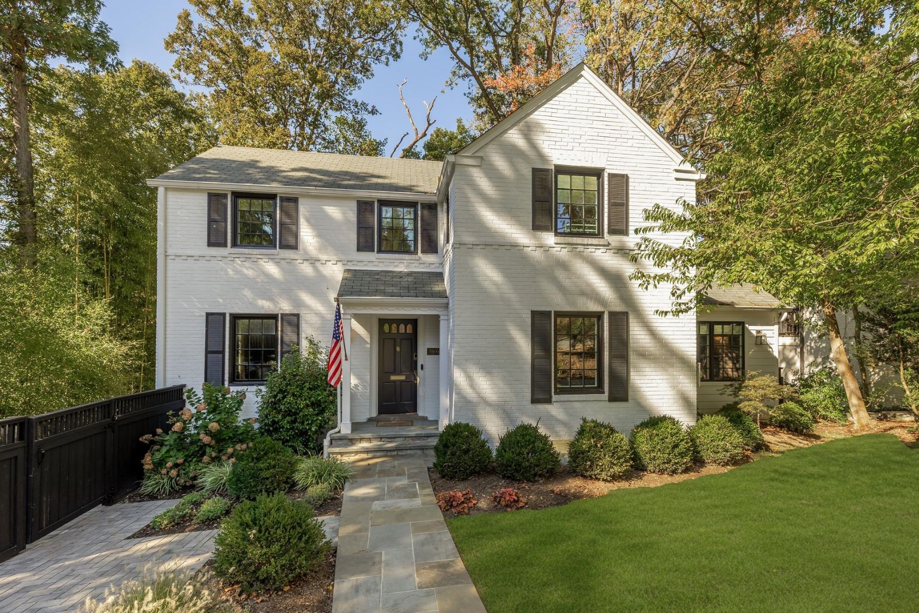 5106 Brookview Drive 