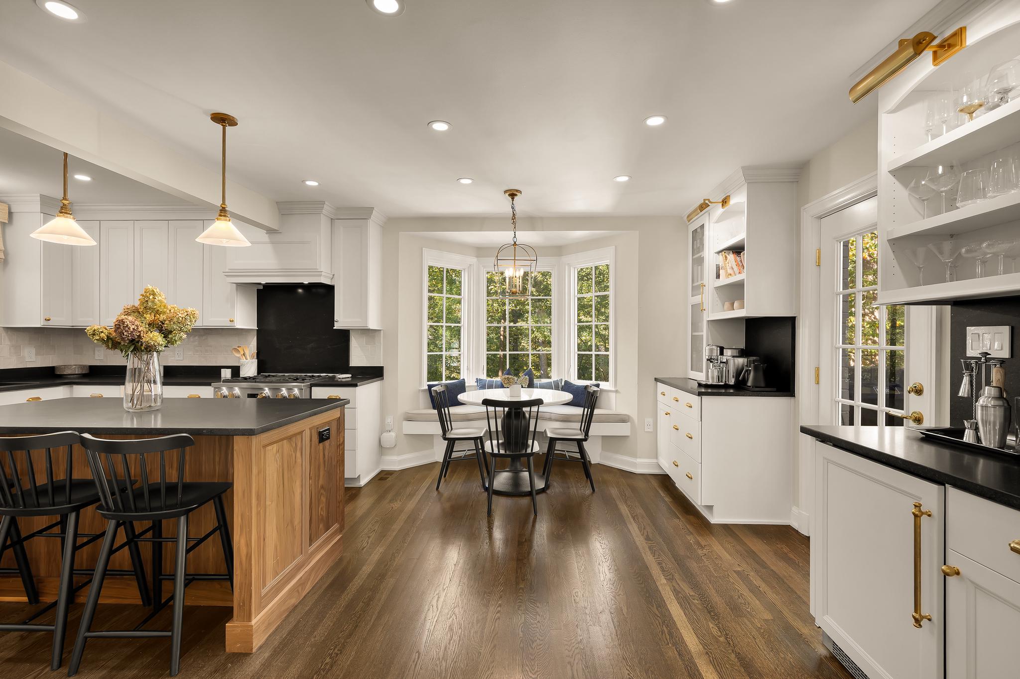 5106 Brookview Drive 