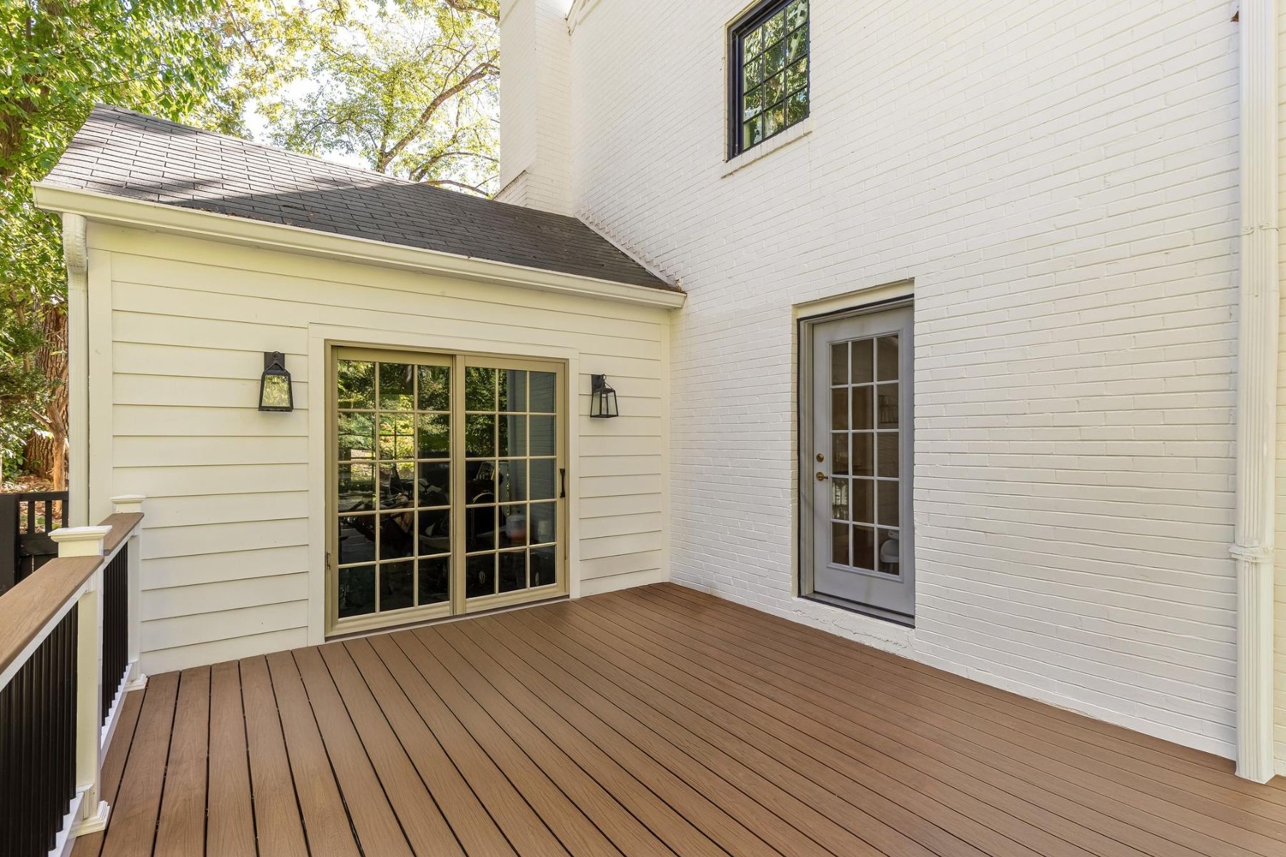 5106 Brookview Drive 