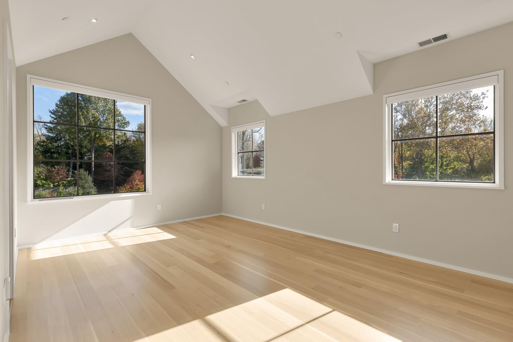7027 Longwood Drive 