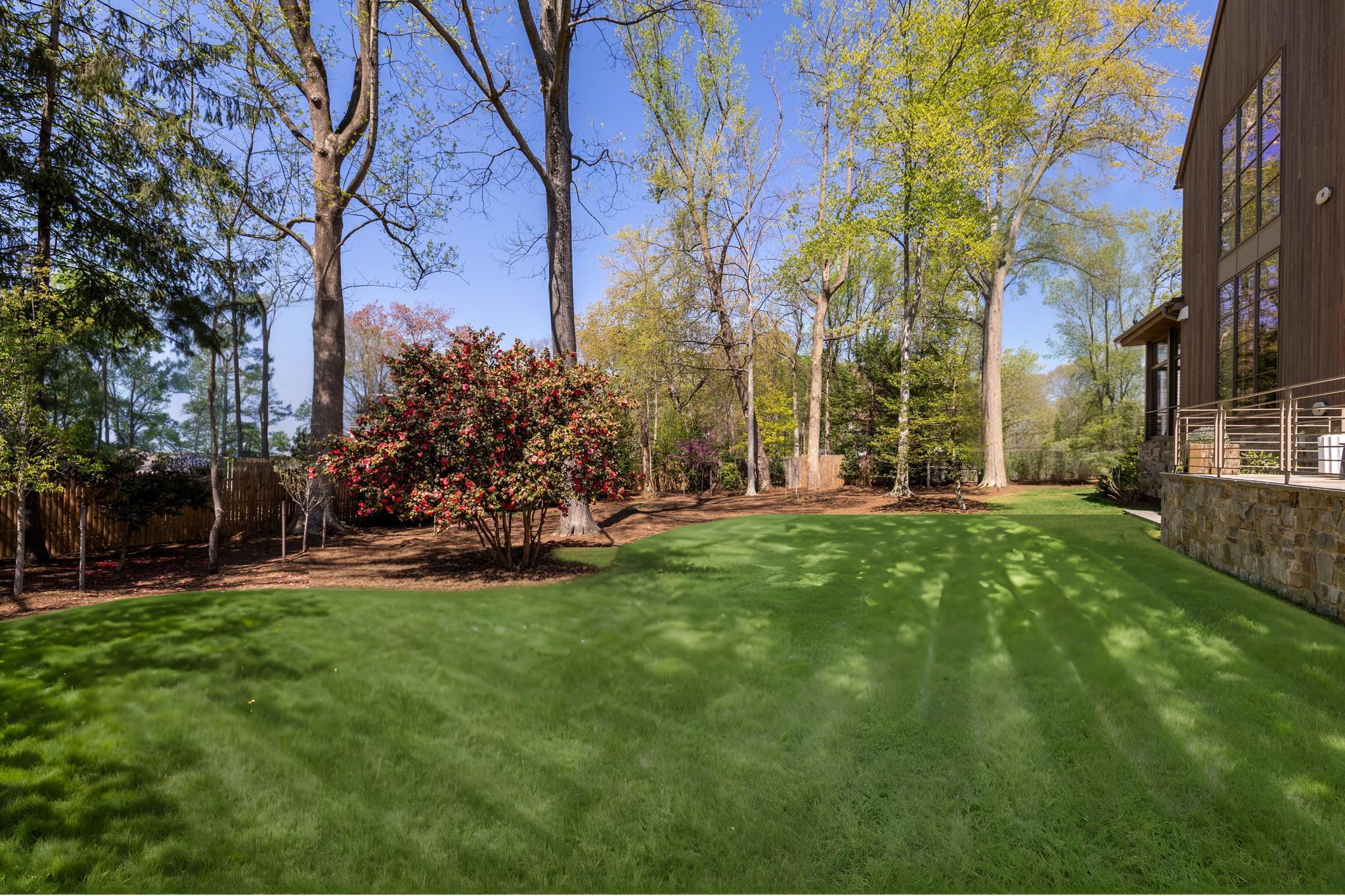 7027 Longwood Drive 