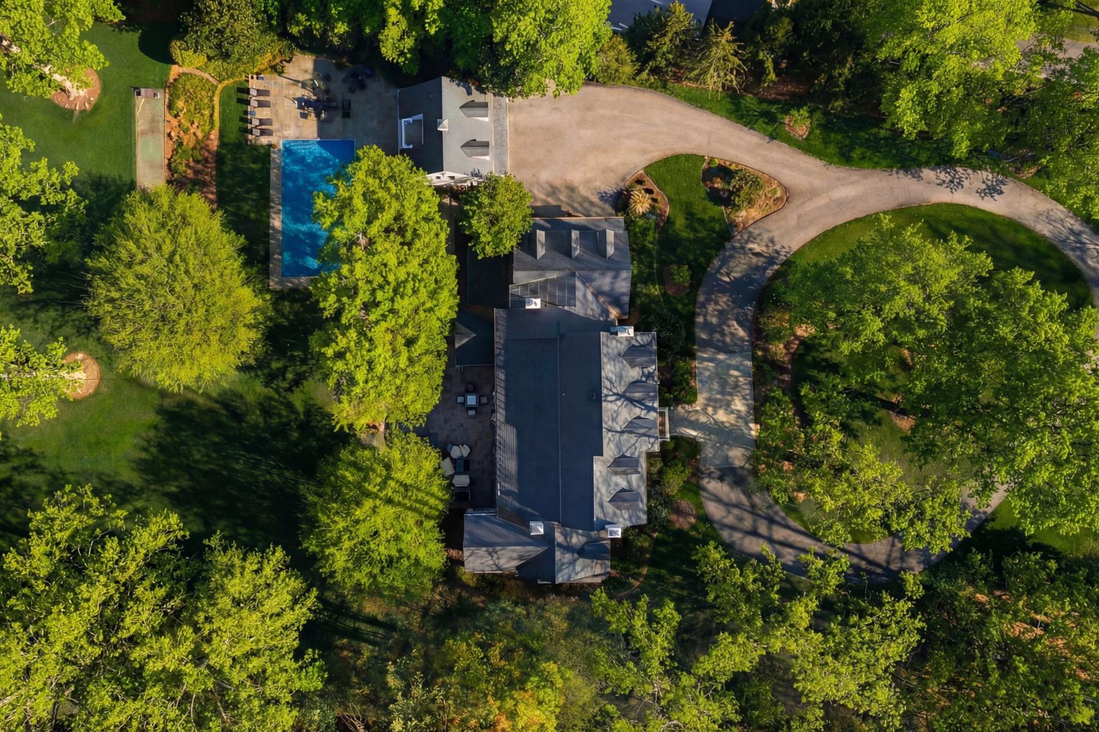 8509 Country Club Drive