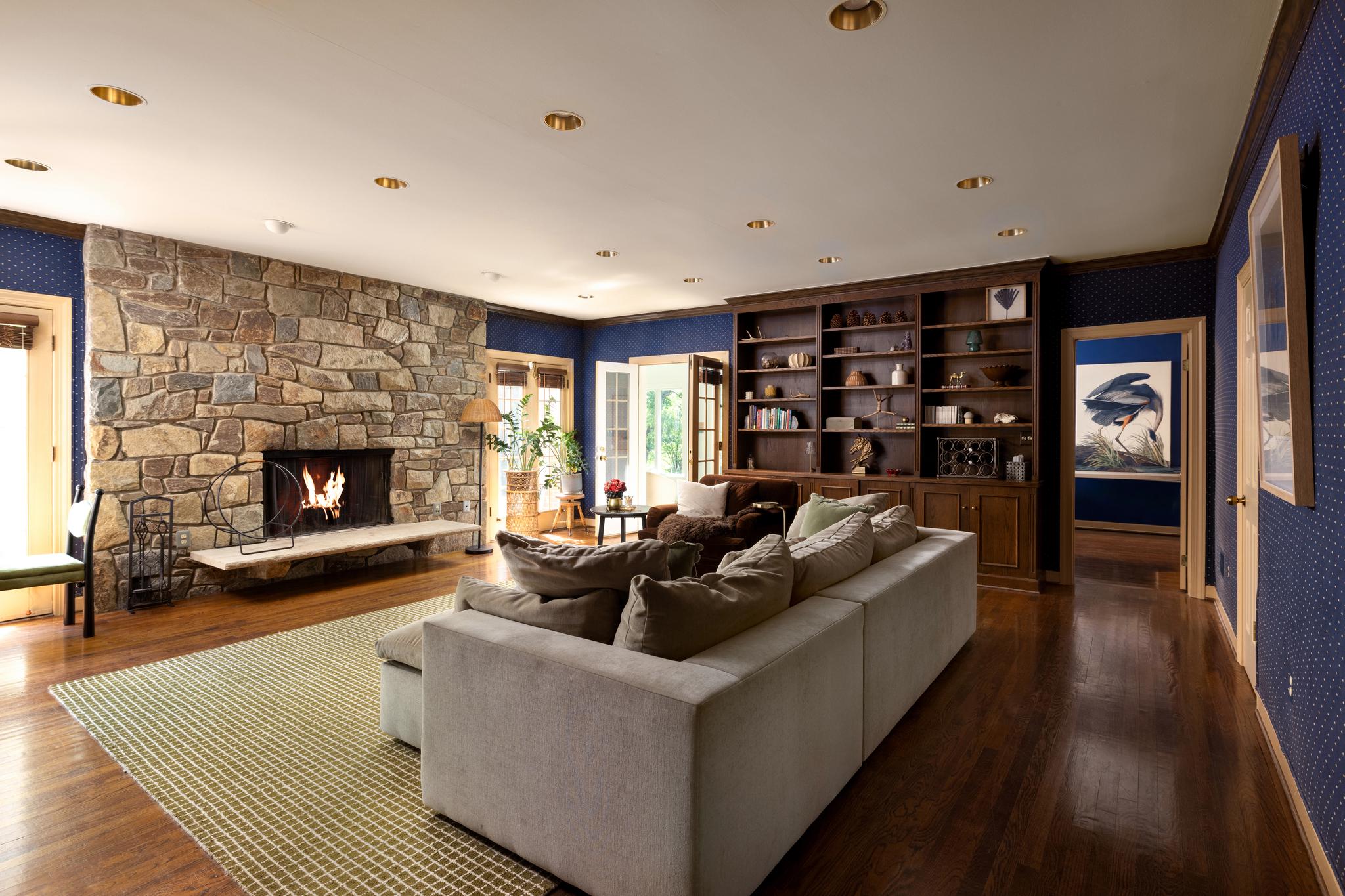 9205 Pegasus Court