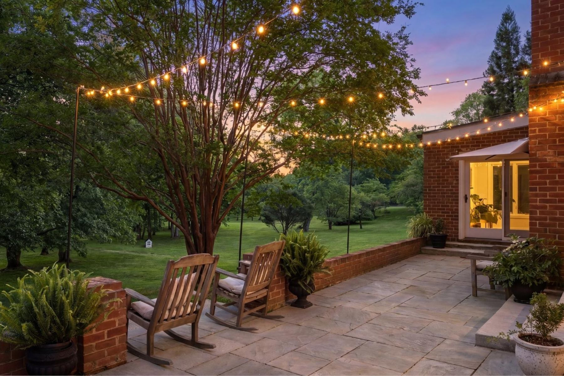 9205 Pegasus Court
