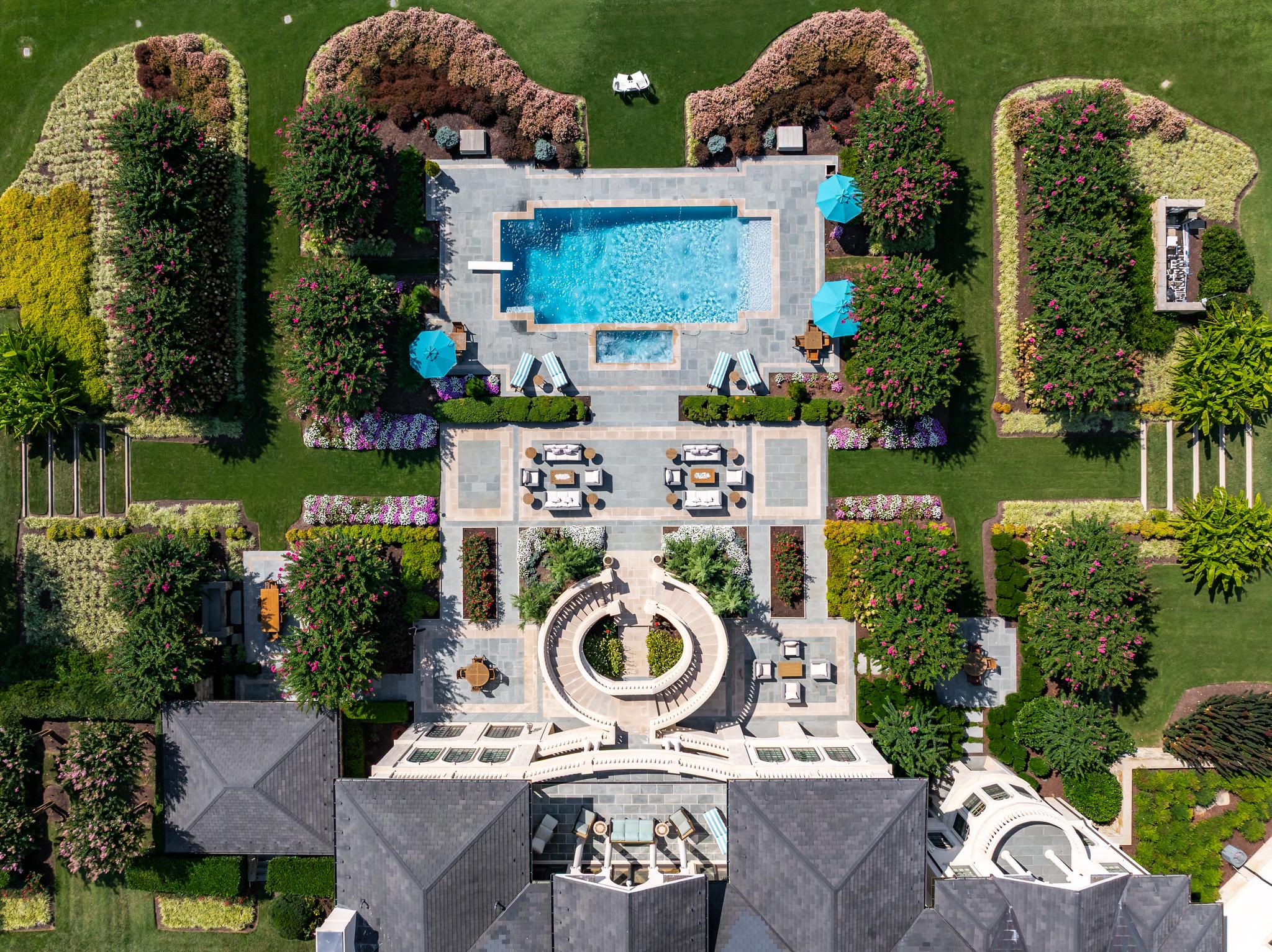 200 Bridgeview Lane 