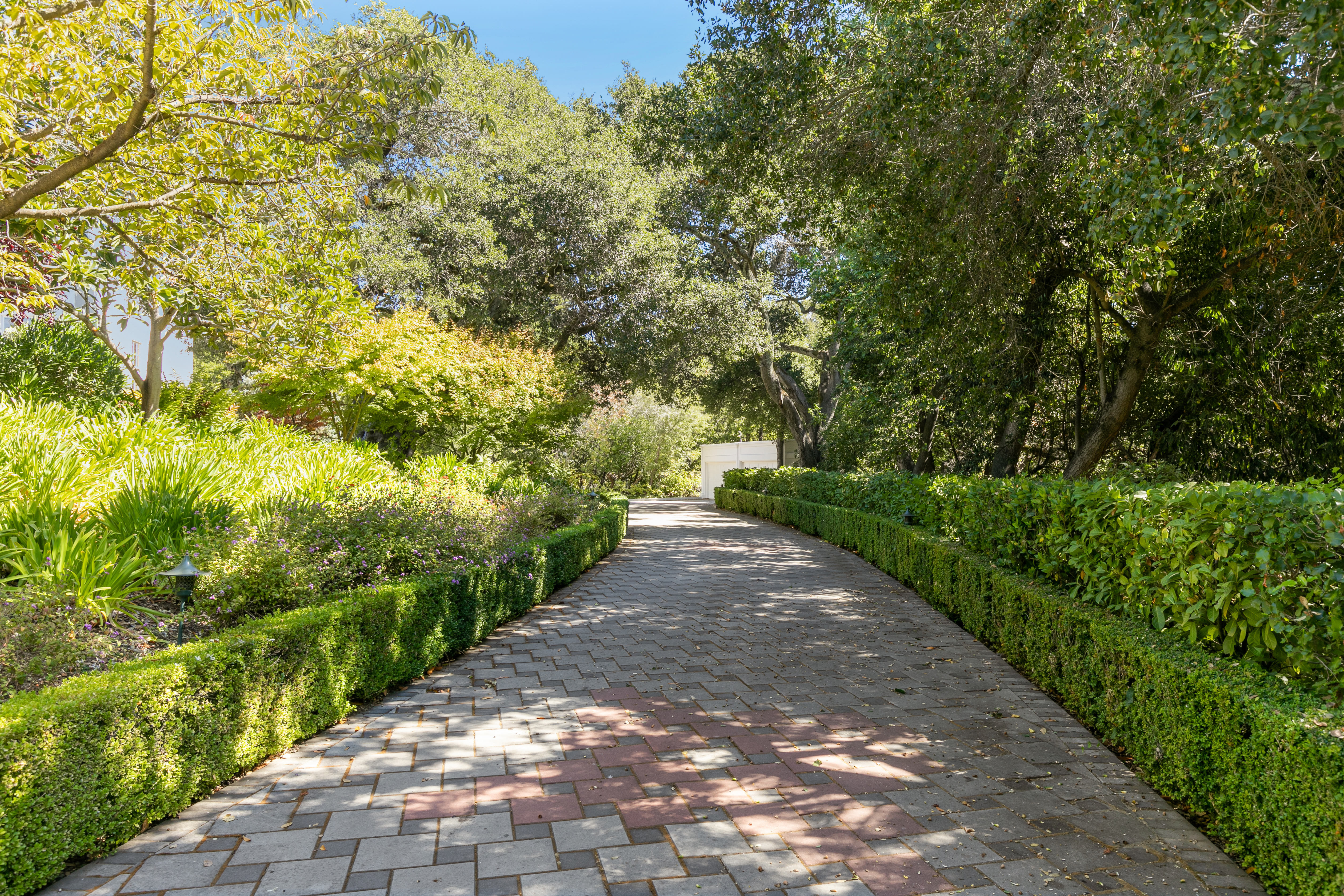 401 El Cerrito Avenue 