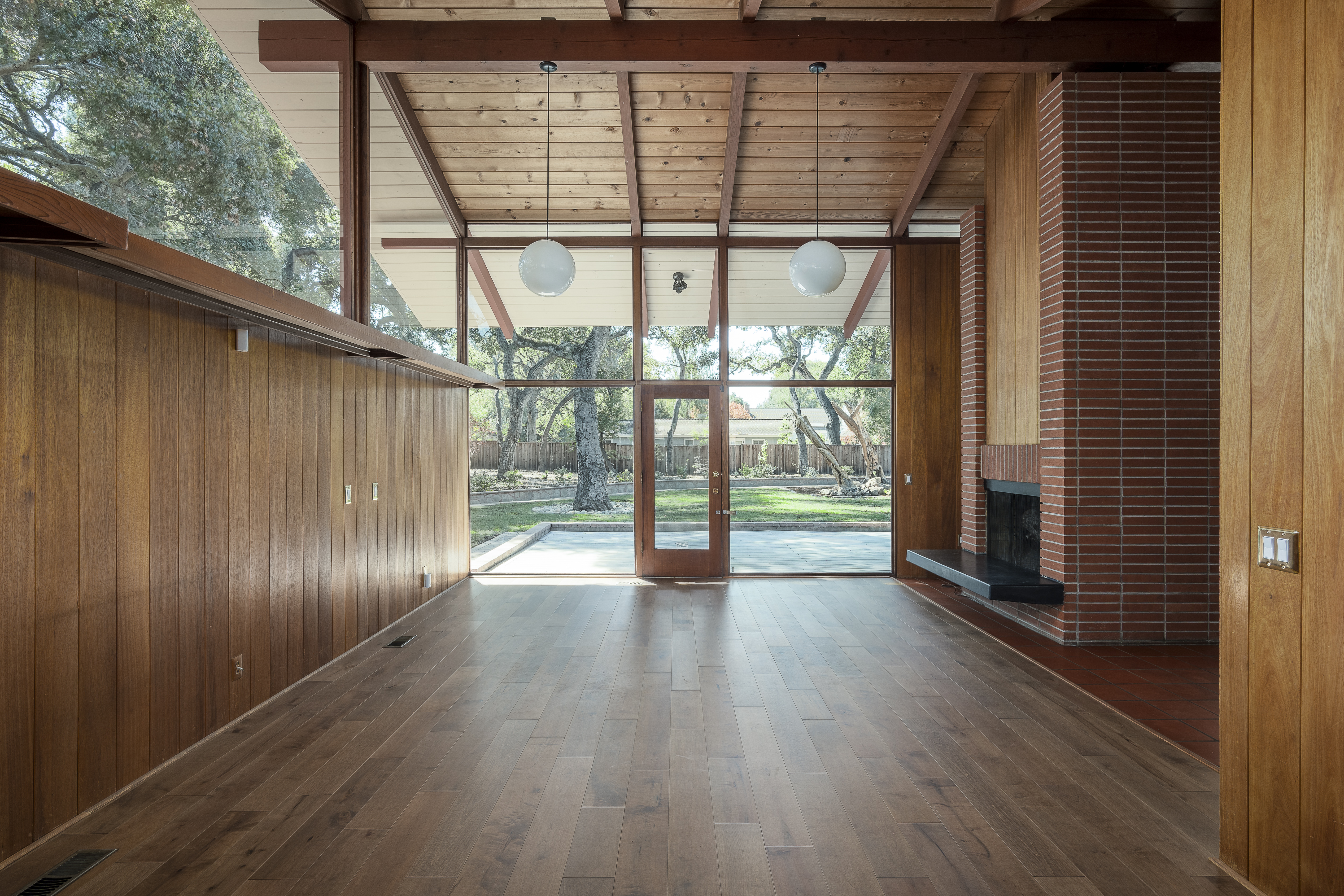 296 Bay Road 