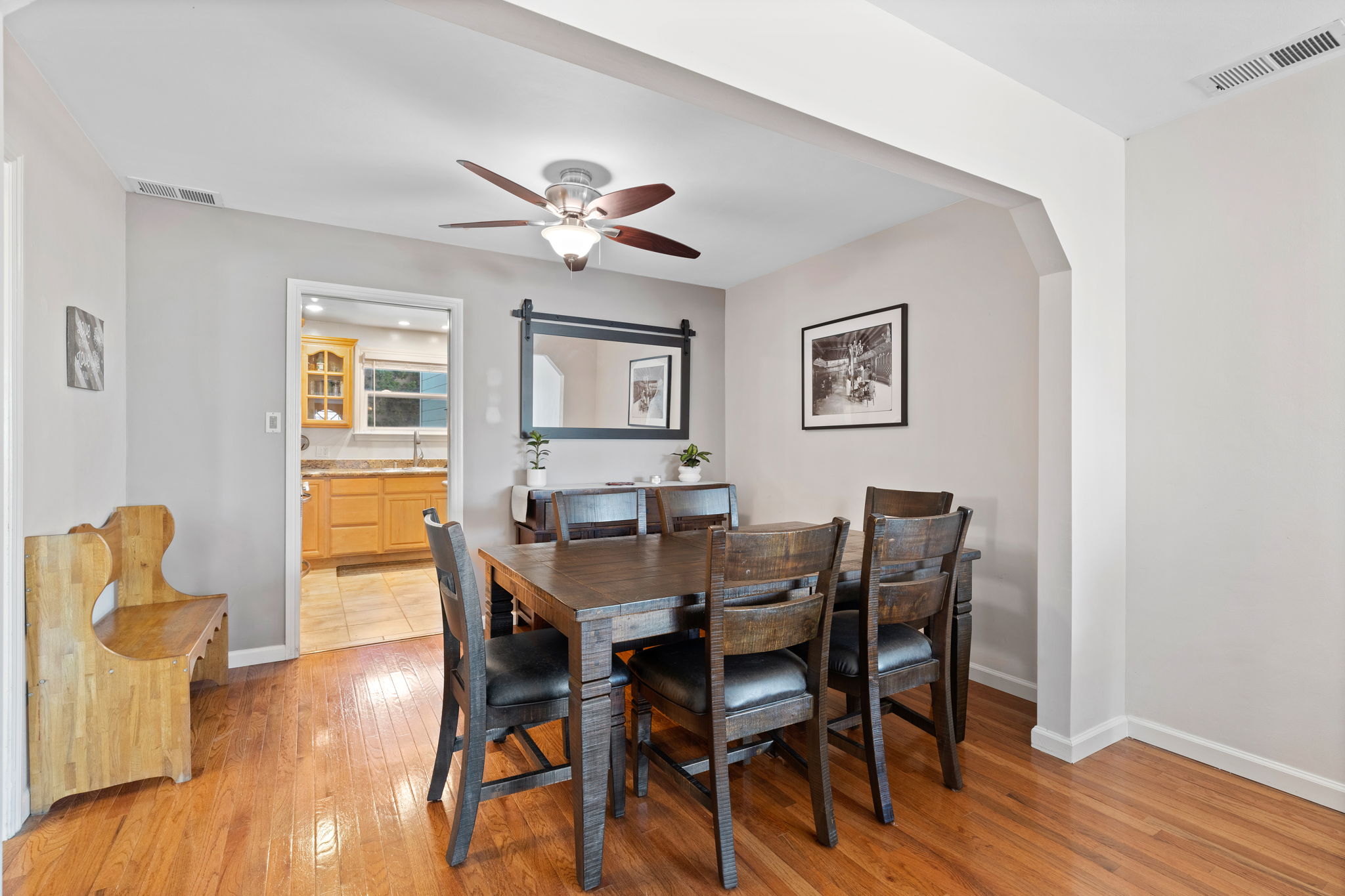 957 Hall Street 