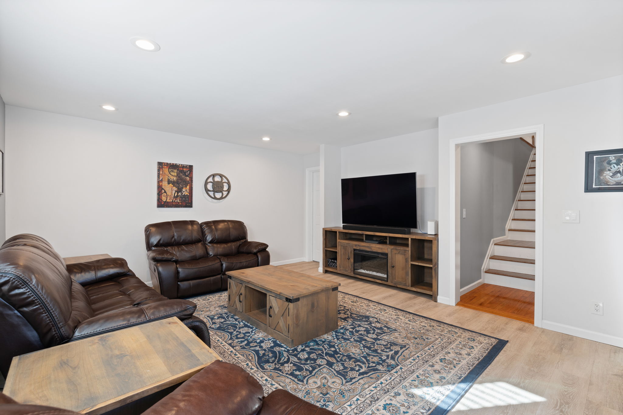 957 Hall Street 