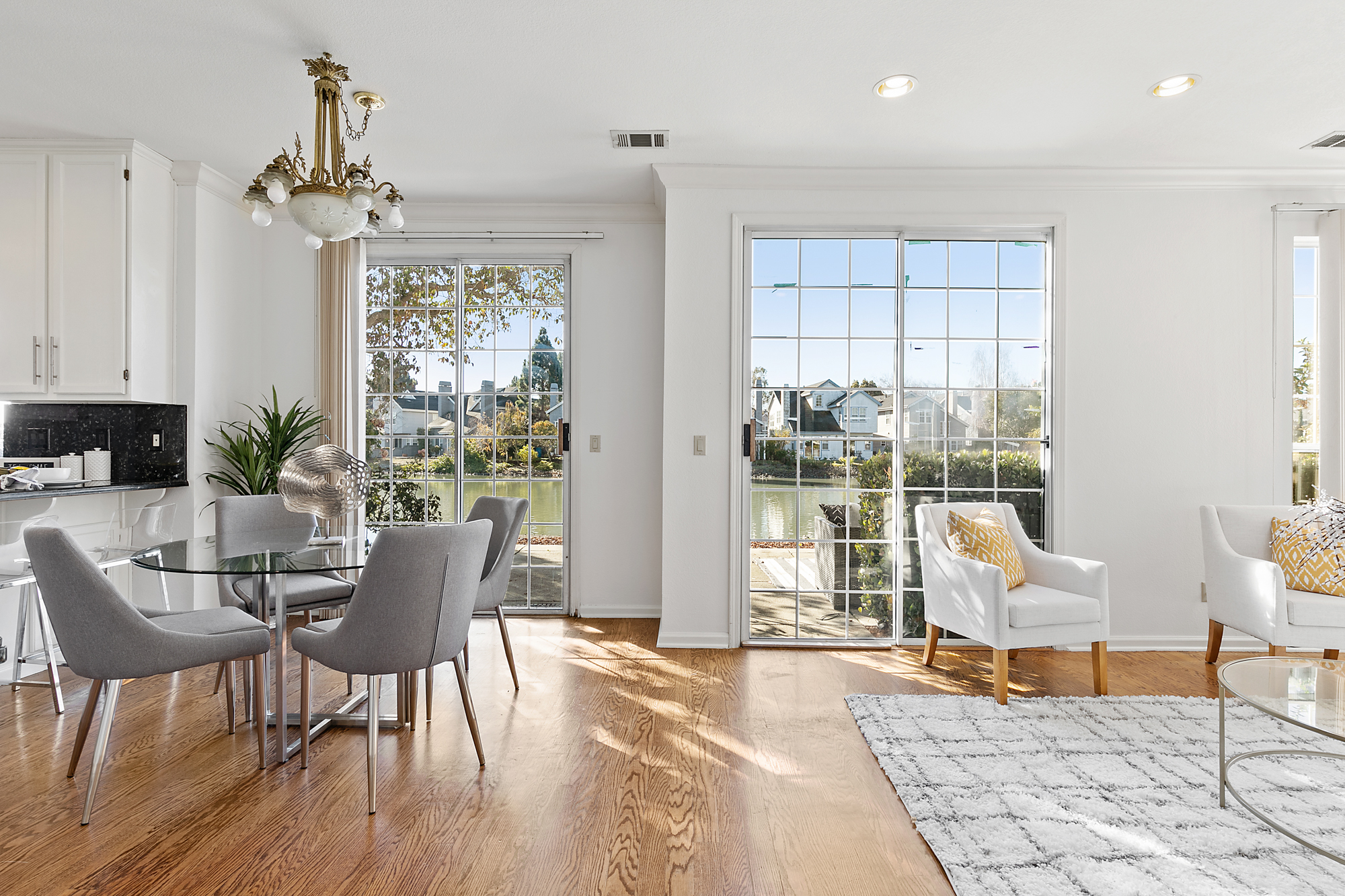 808 Bay Harbour Drive 