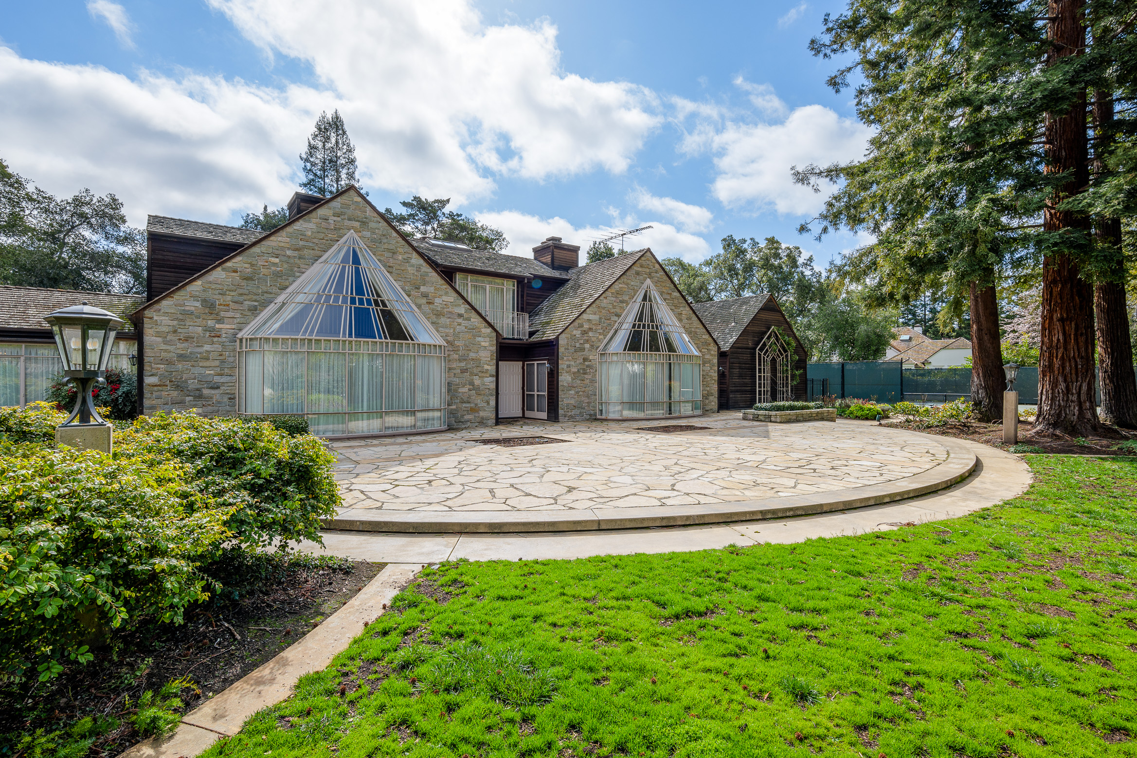 80 Coghlan Lane 