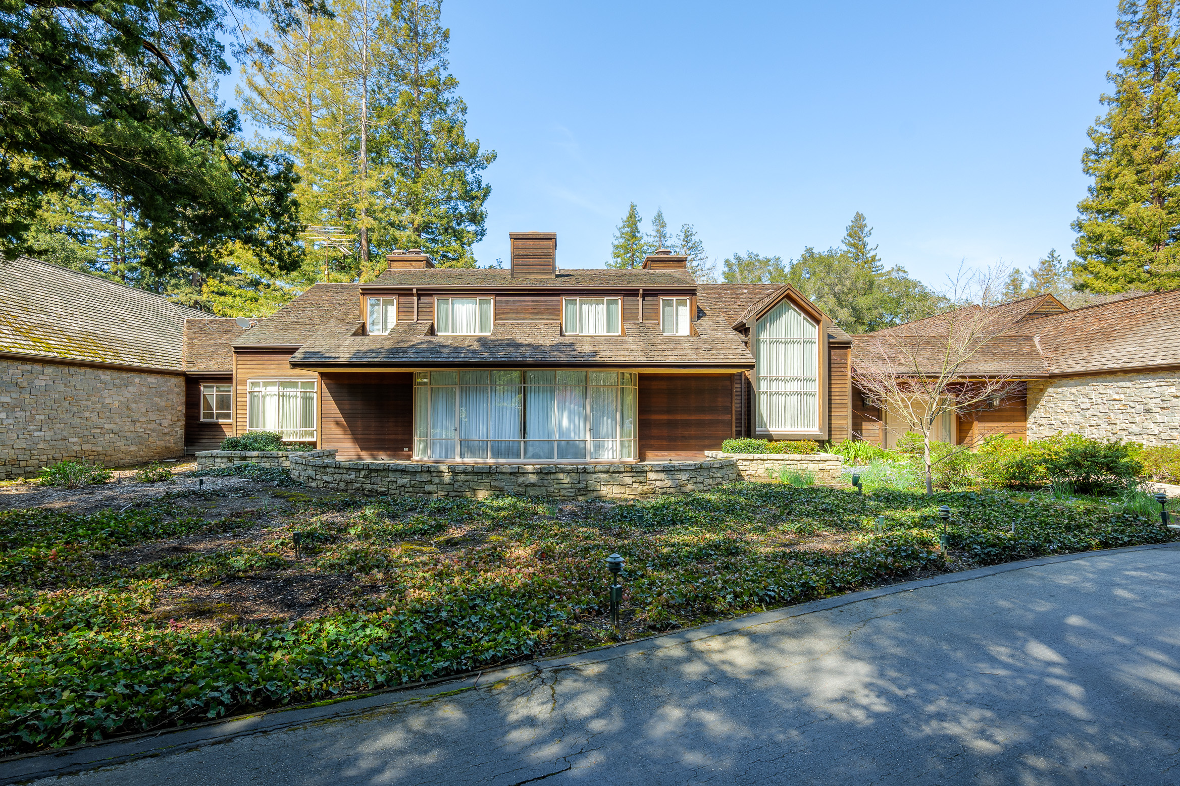 80 Coghlan Lane 