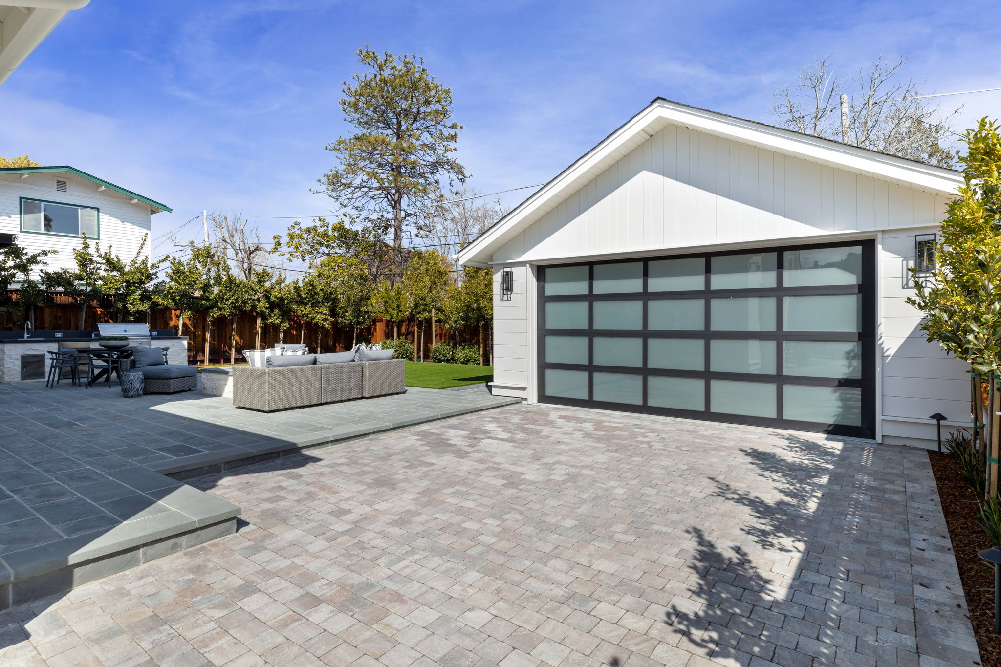 1112 Bernal Avenue 