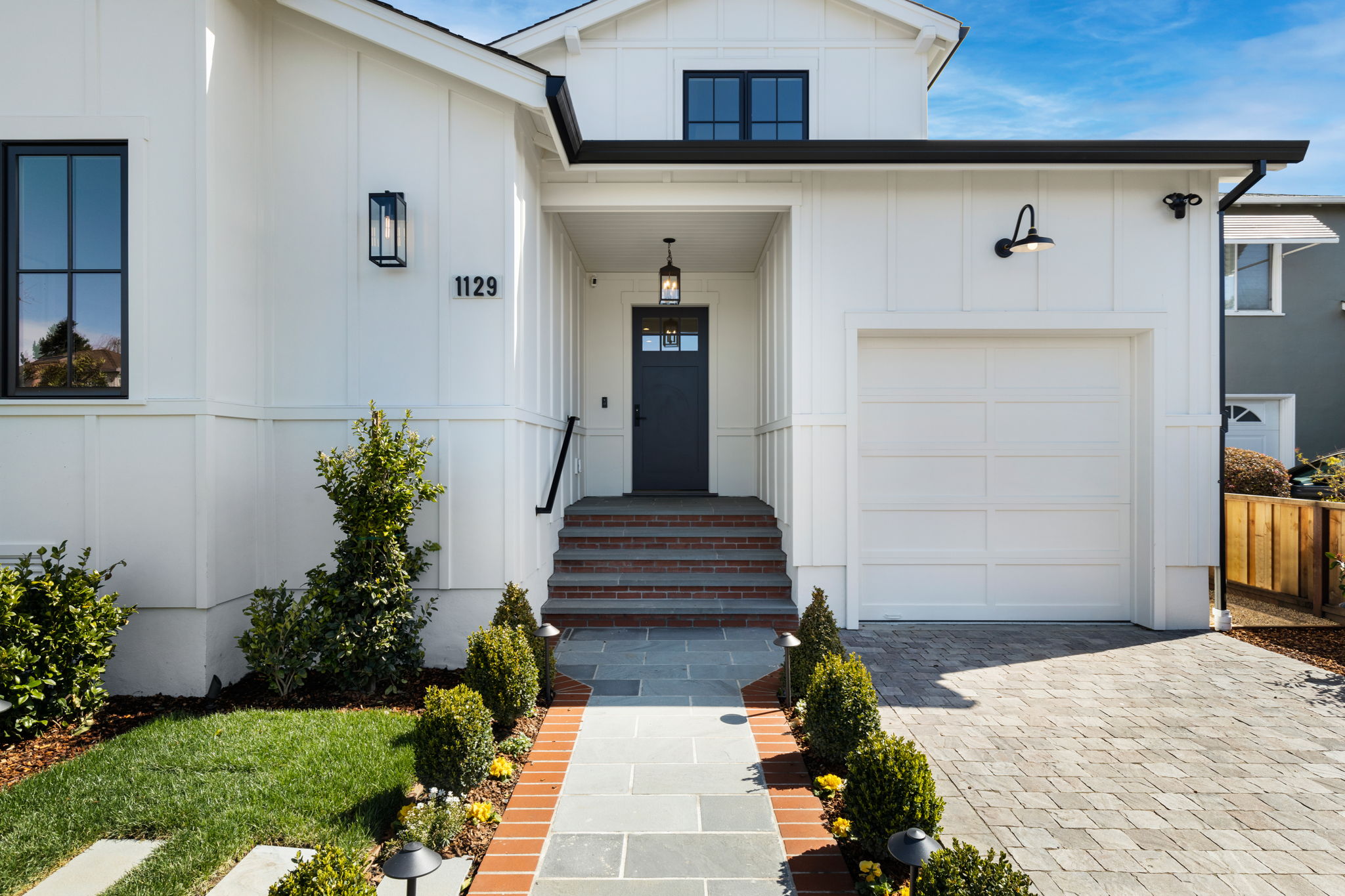 1129 Killarney Lane 