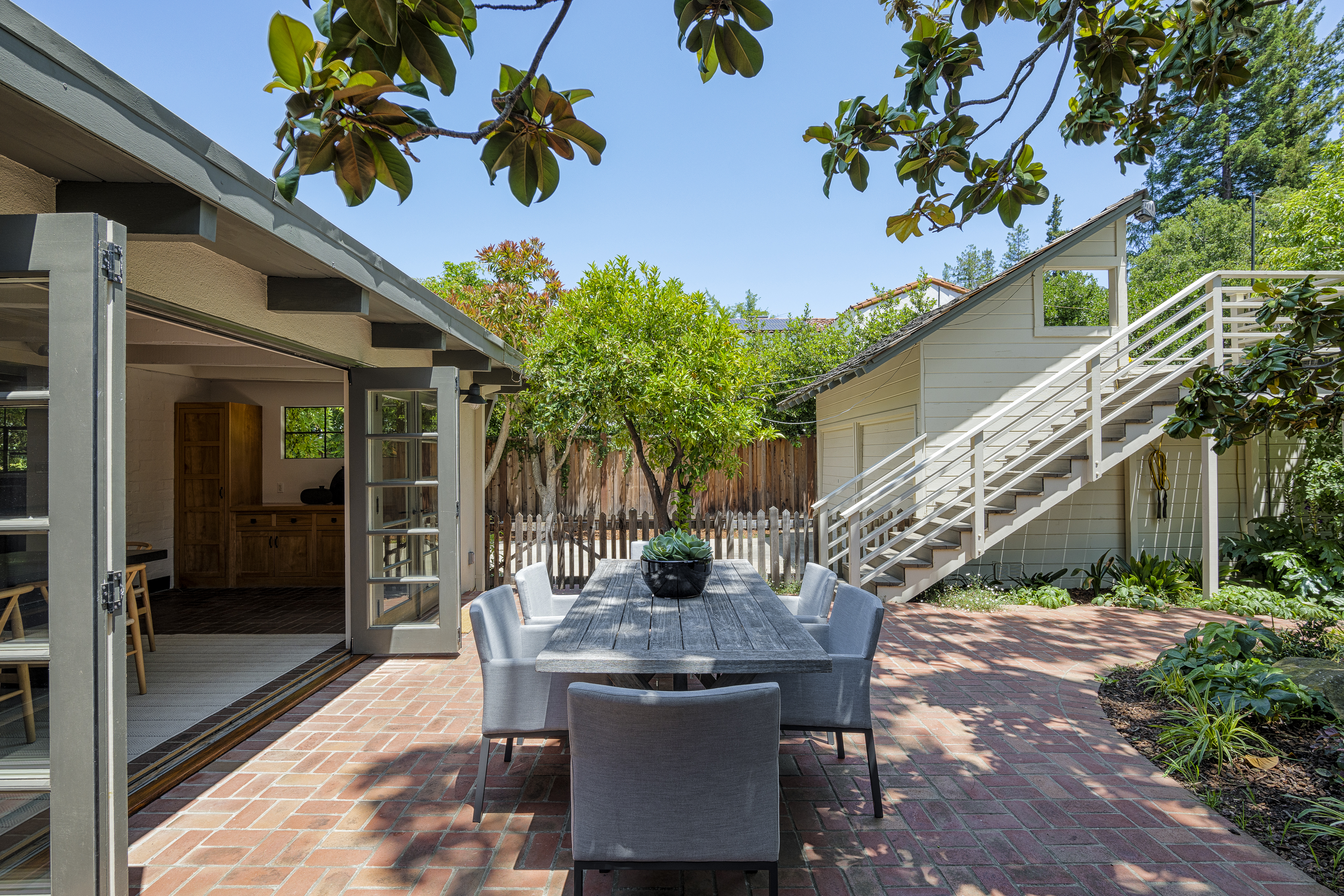 620 Lowell Avenue 