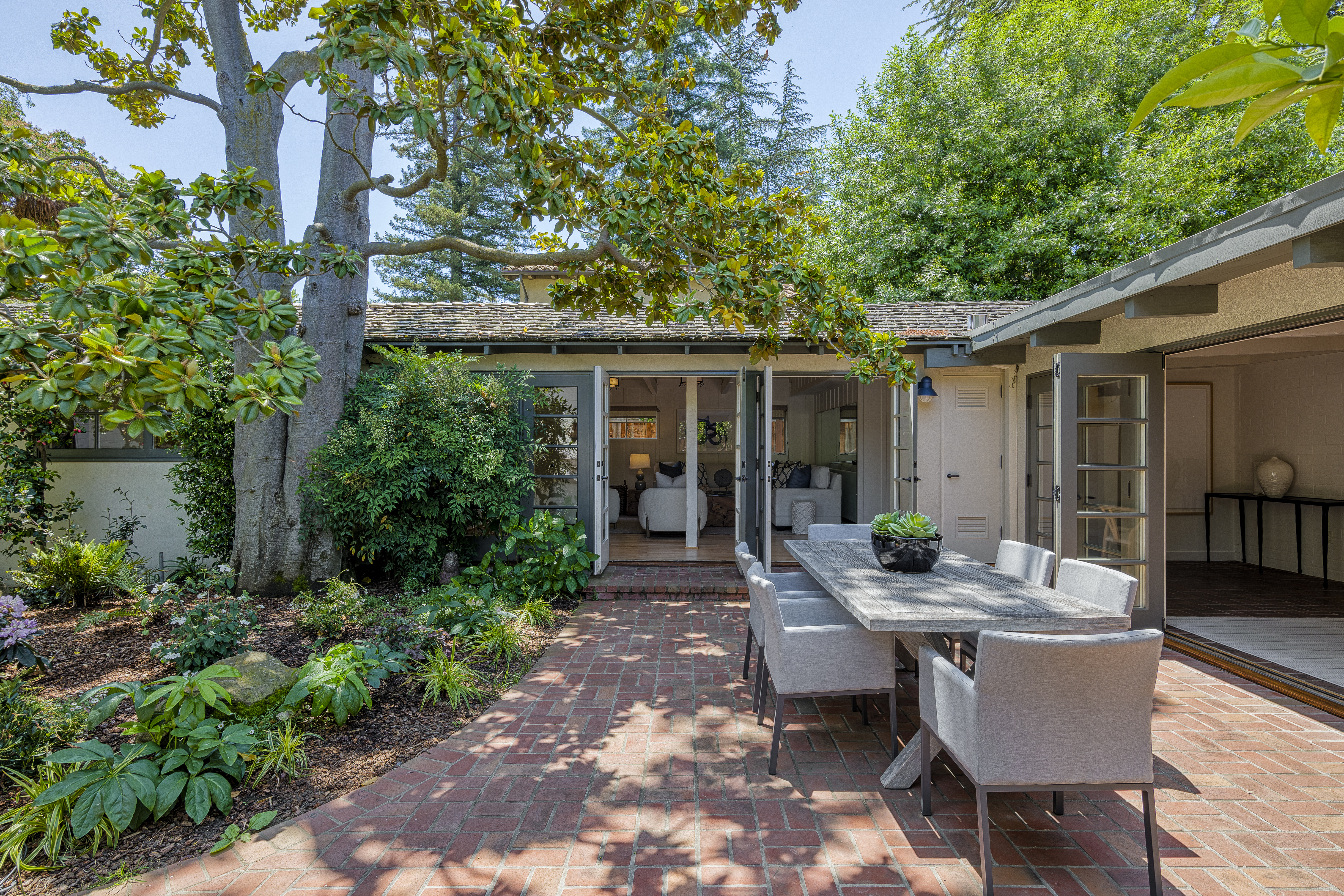 620 Lowell Avenue 