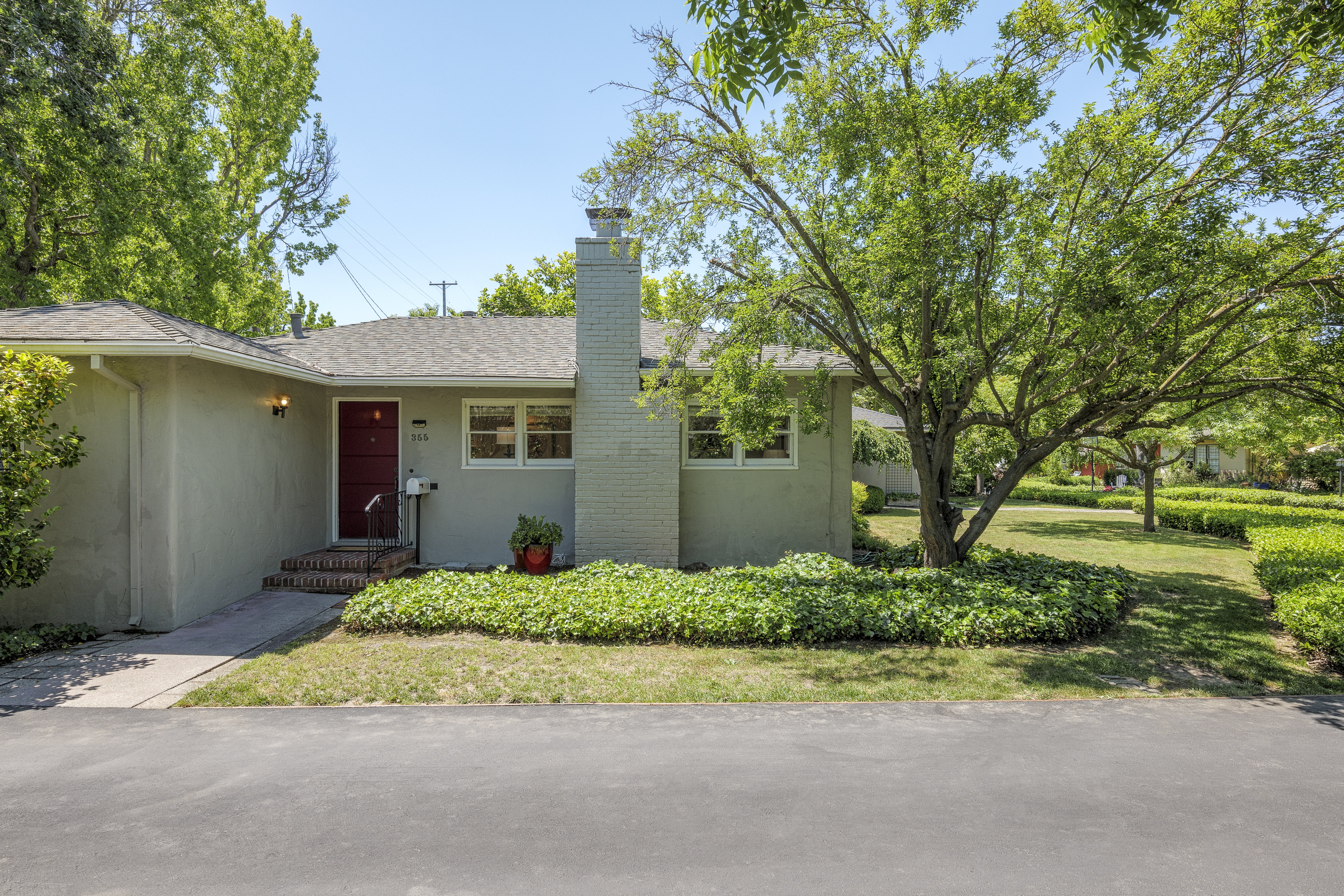 355 Kingsley Avenue 