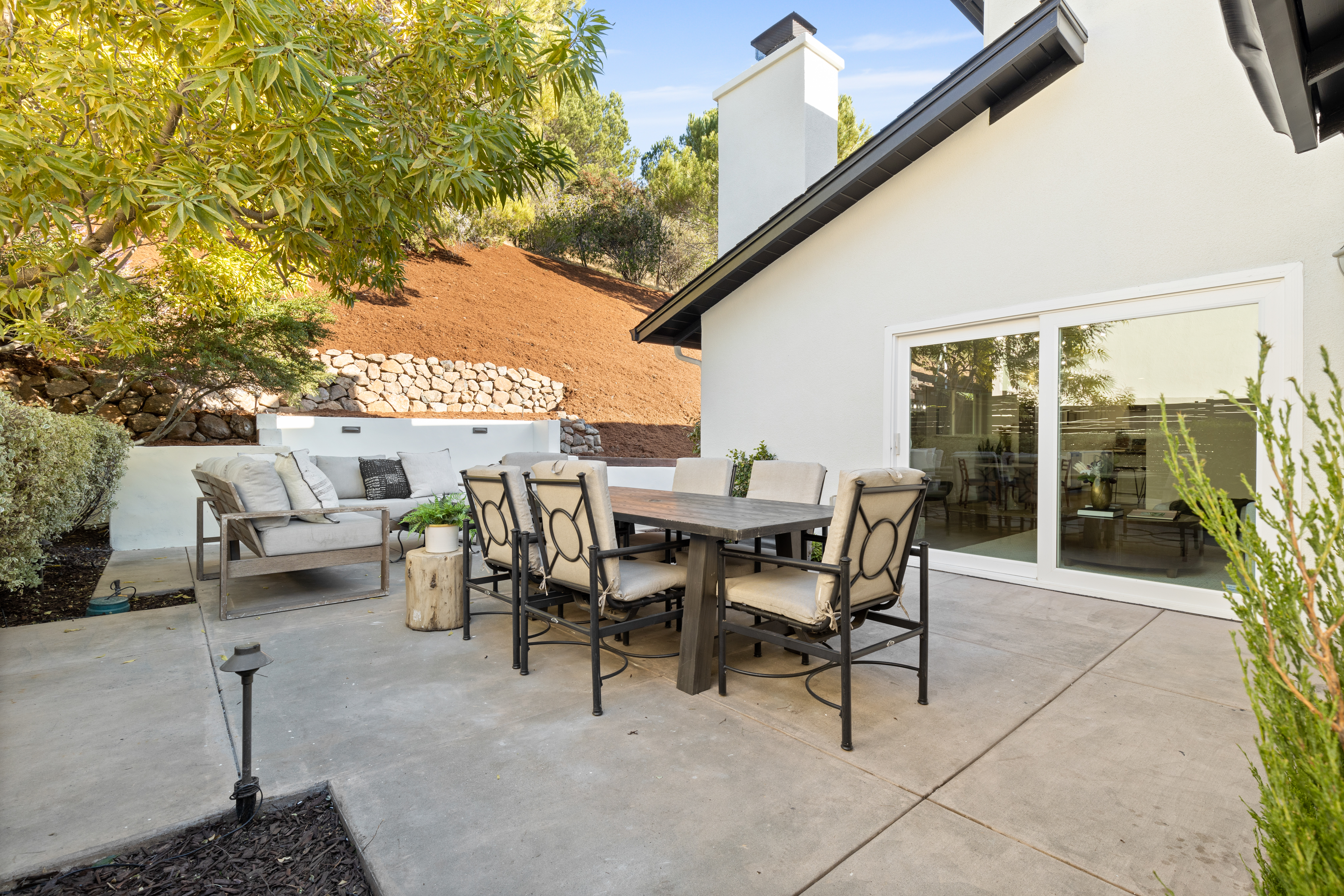 3351 Countryside Drive 