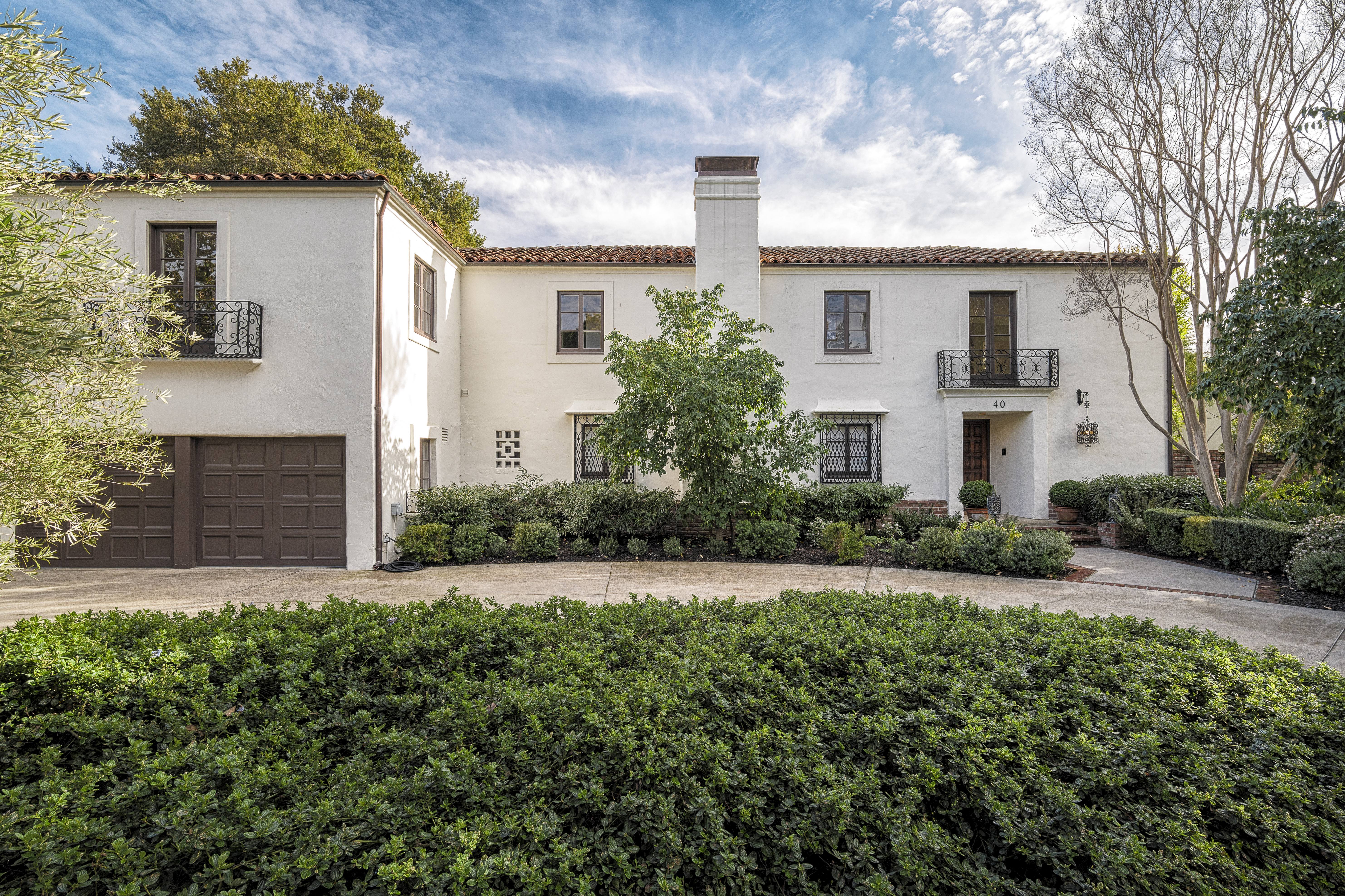 40 Crescent Drive 