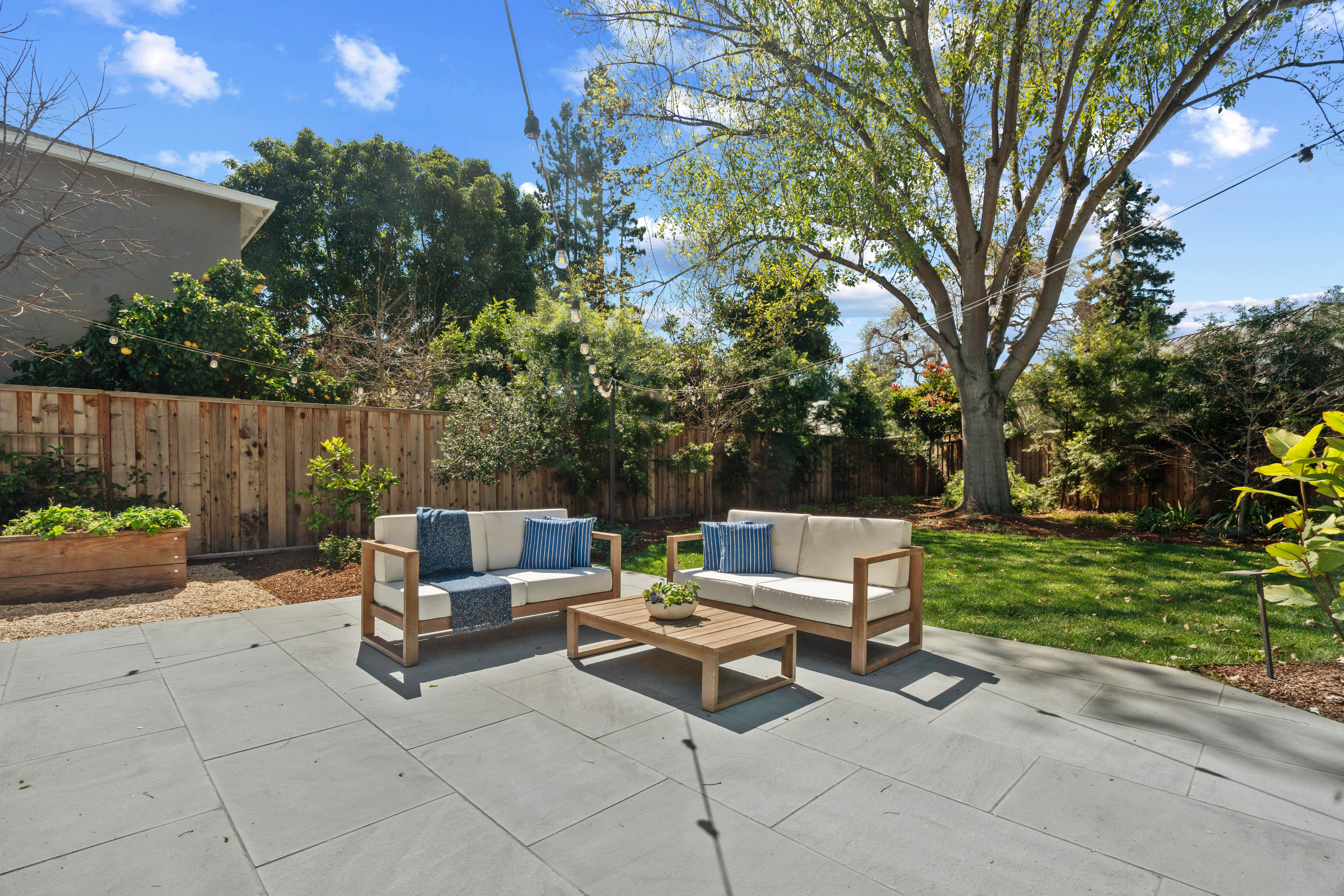 213 Blackburn Avenue 