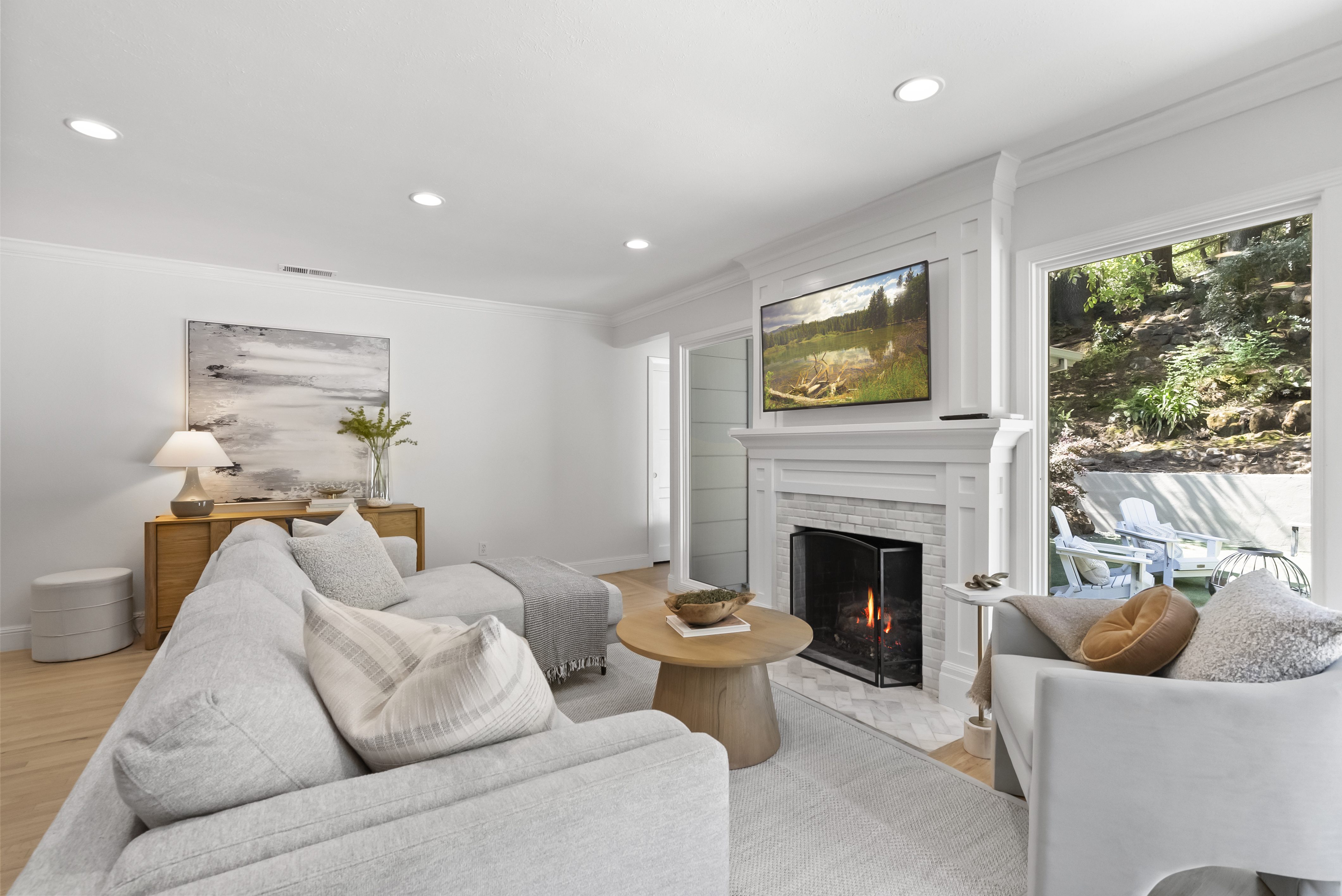 975 Portola Road 