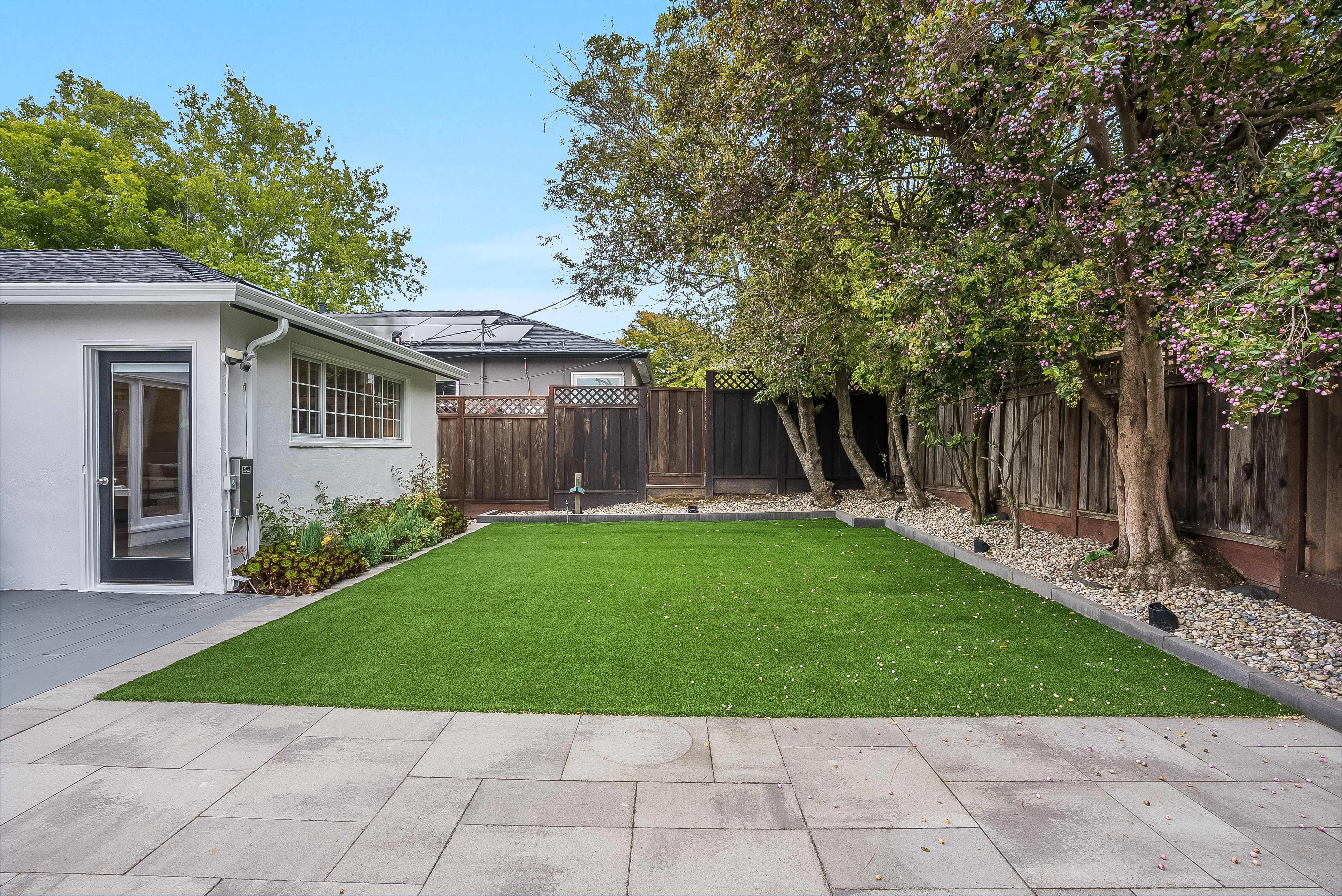 1645 Mcdonald Way 