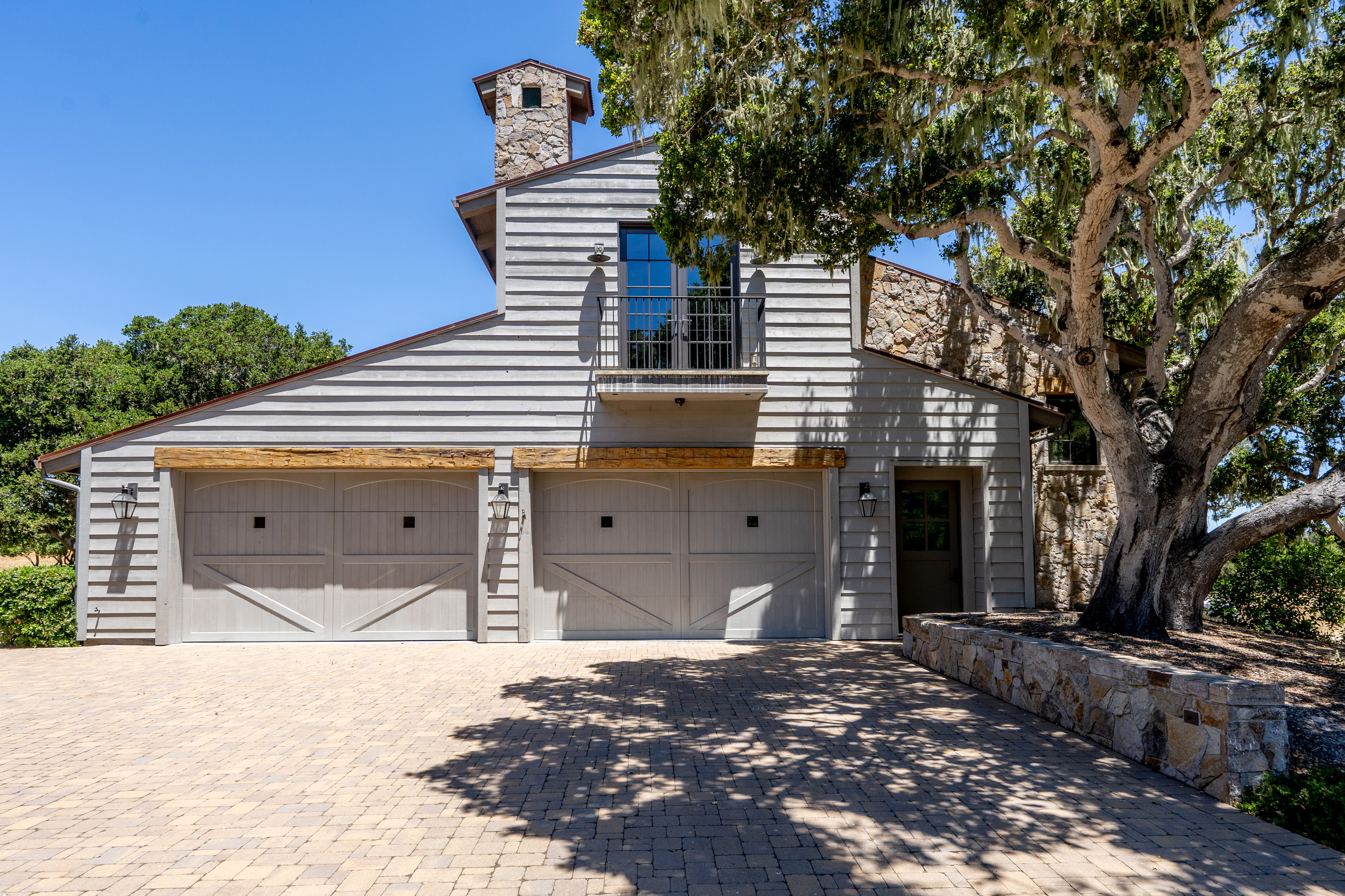 8305 Vista Monterra