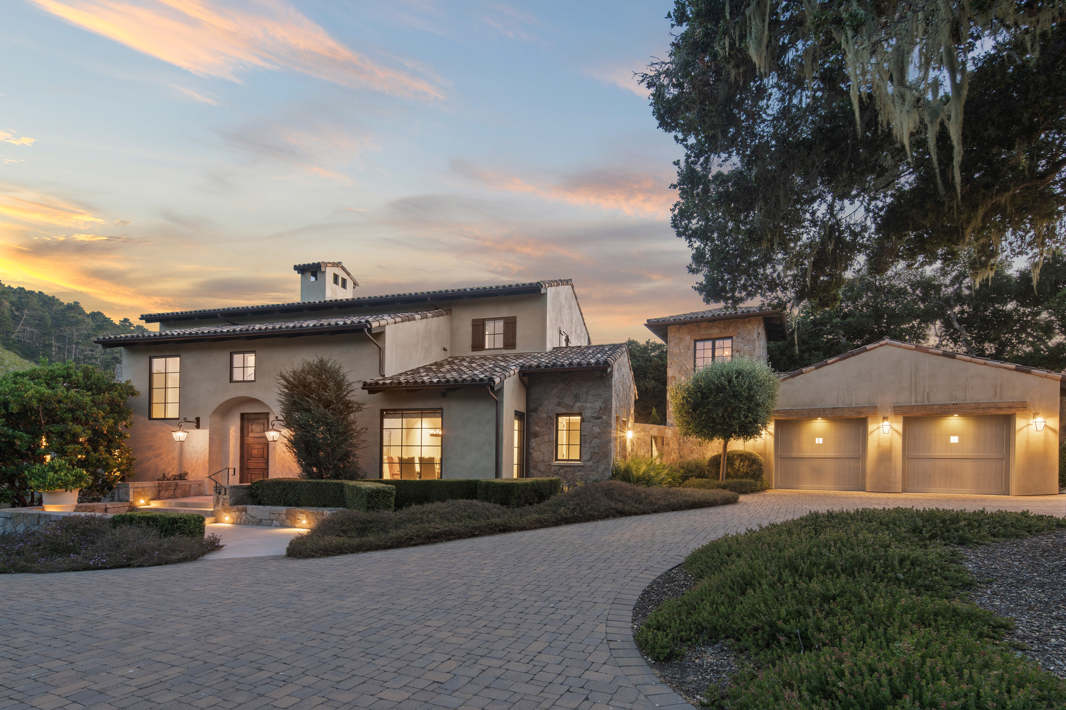 8305 Vista Monterra