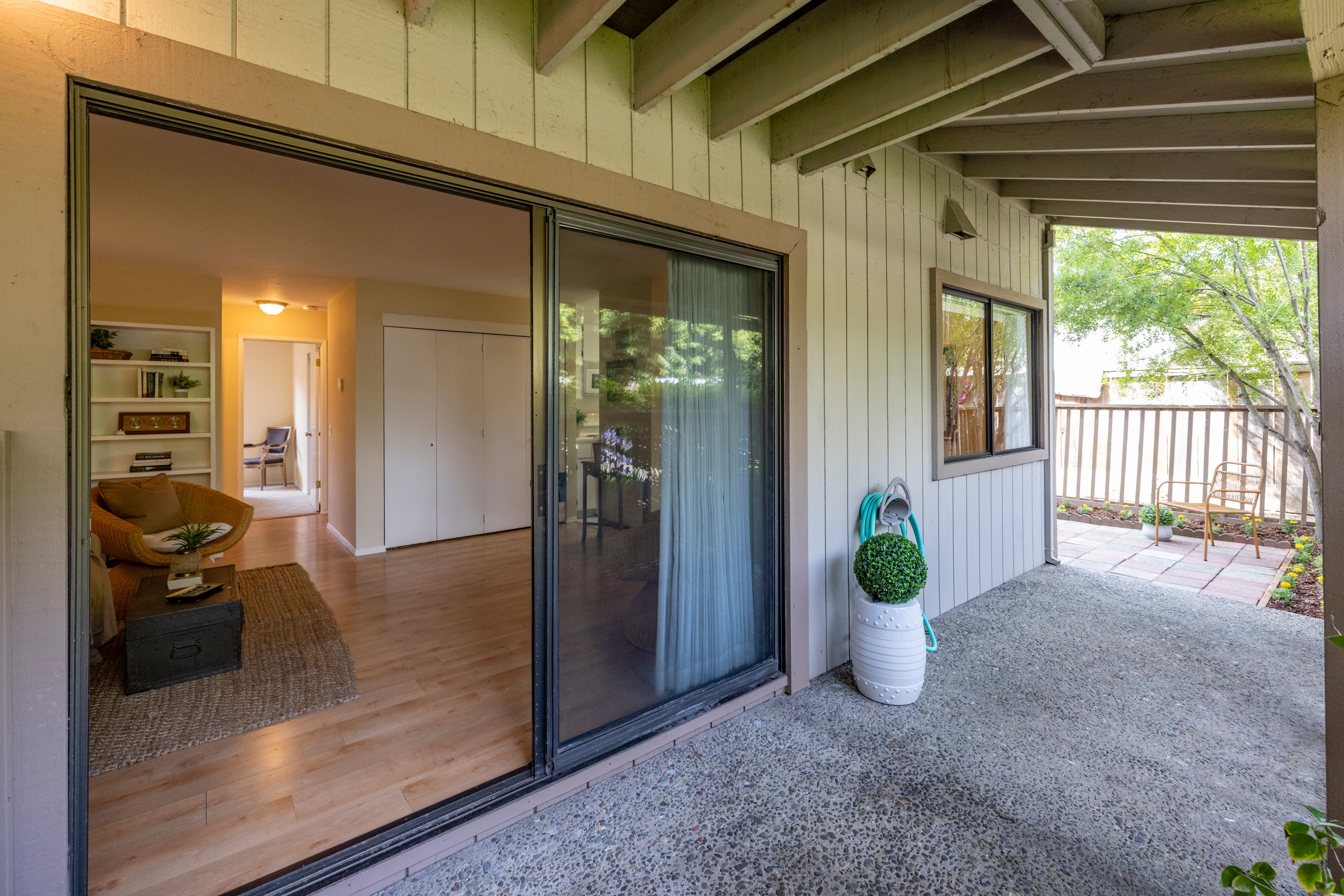 515 Ramona Court 1
