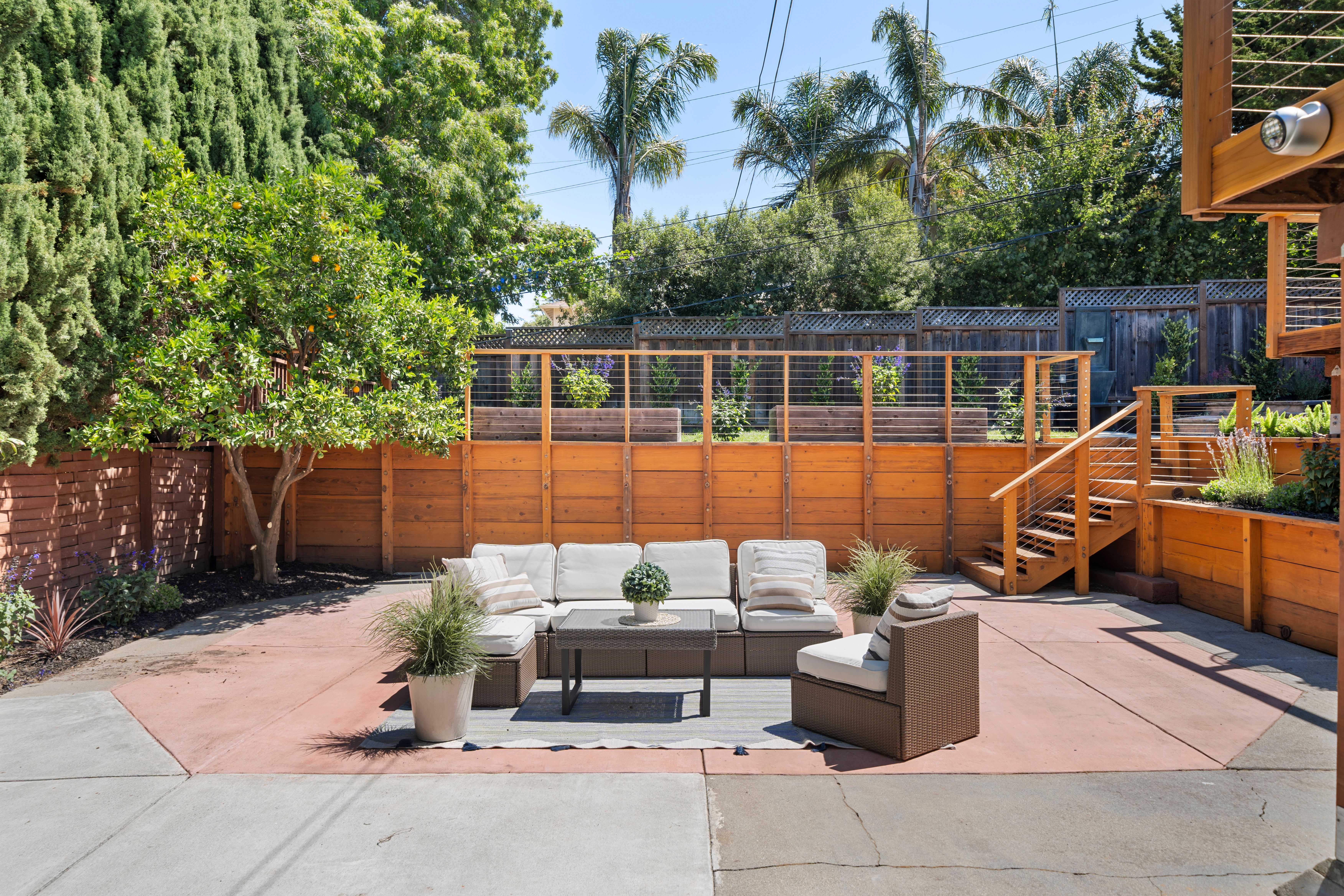 3805 Wilshire Avenue 