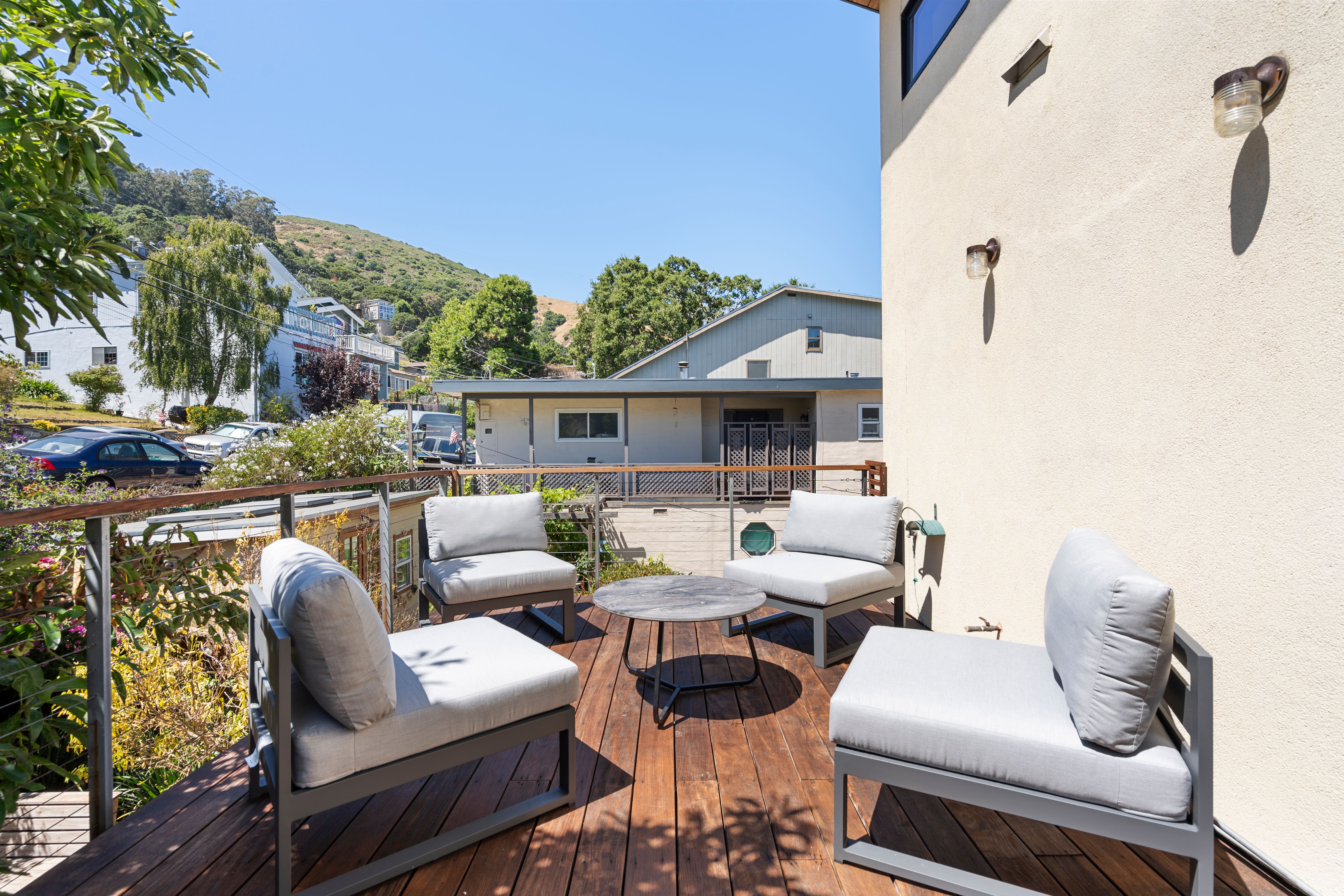 529 Visitacion Avenue 