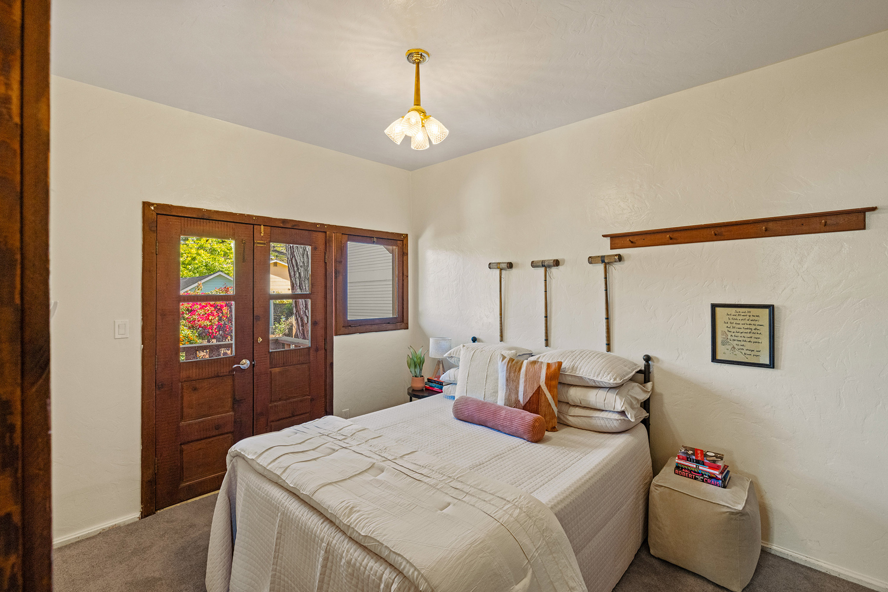 215 9th Street