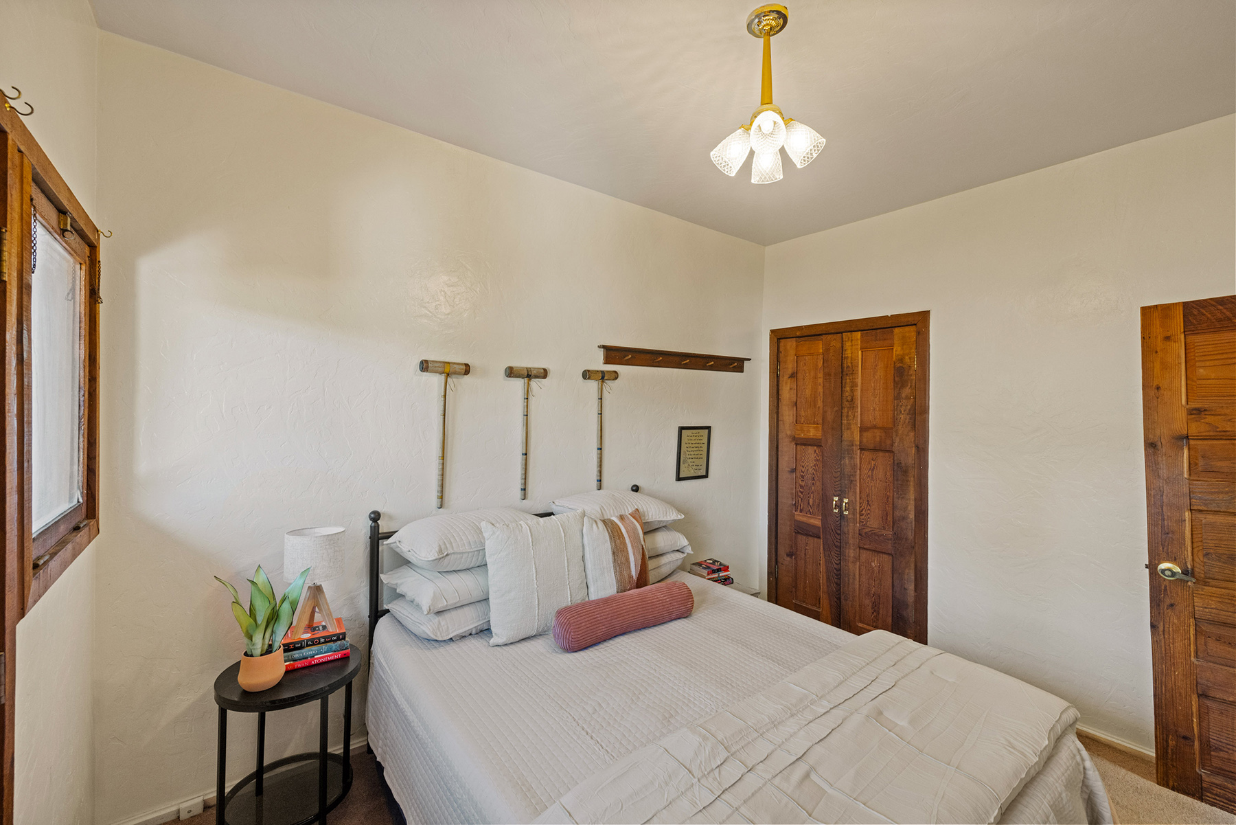 215 9th Street