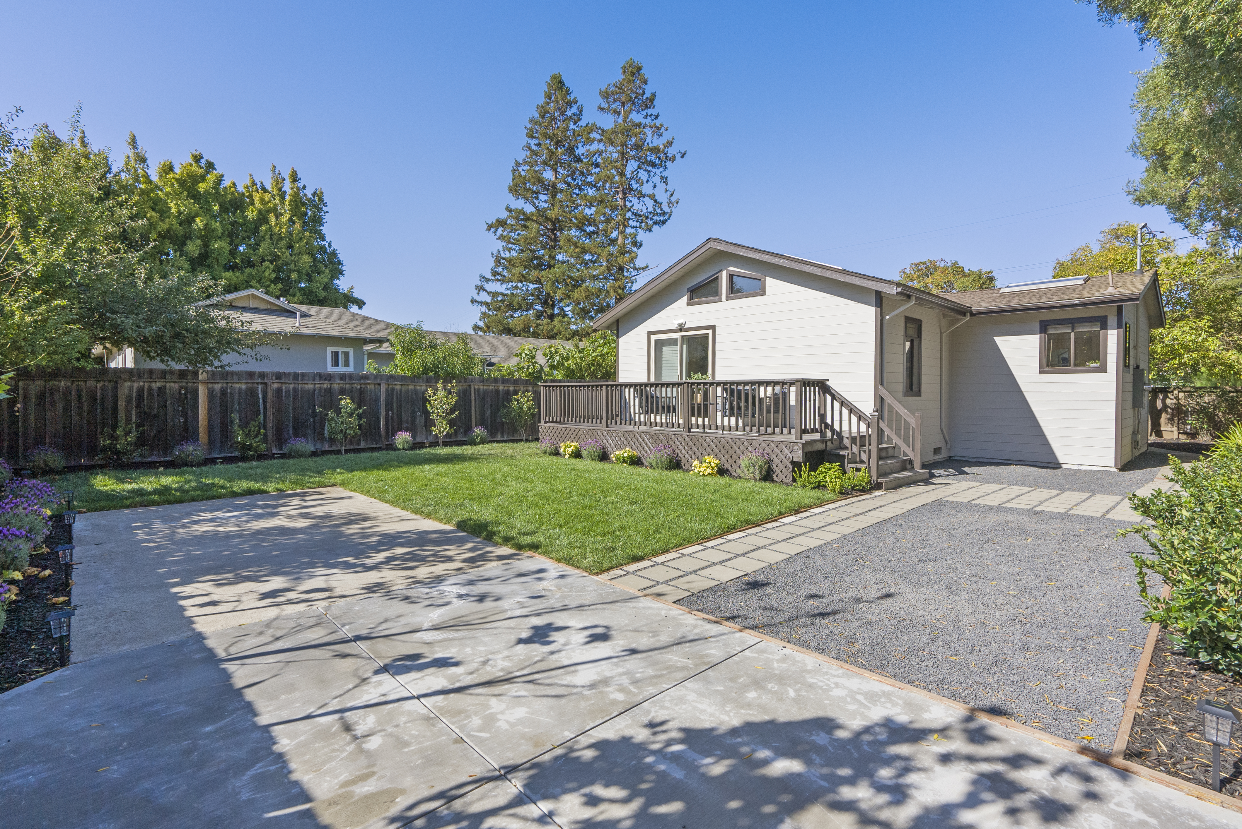3 North Eldorado Street 