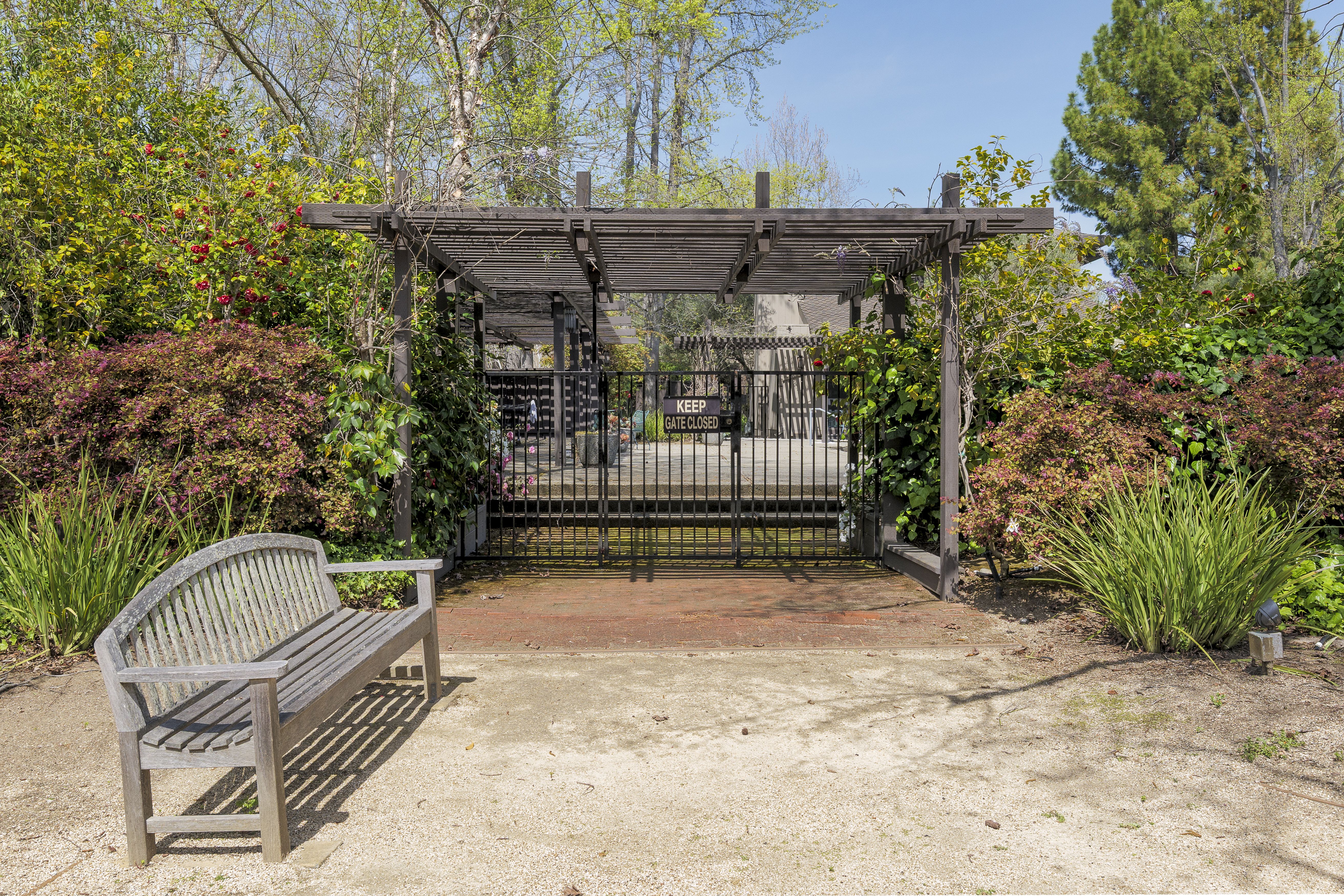 1274 Sharon Park Drive 