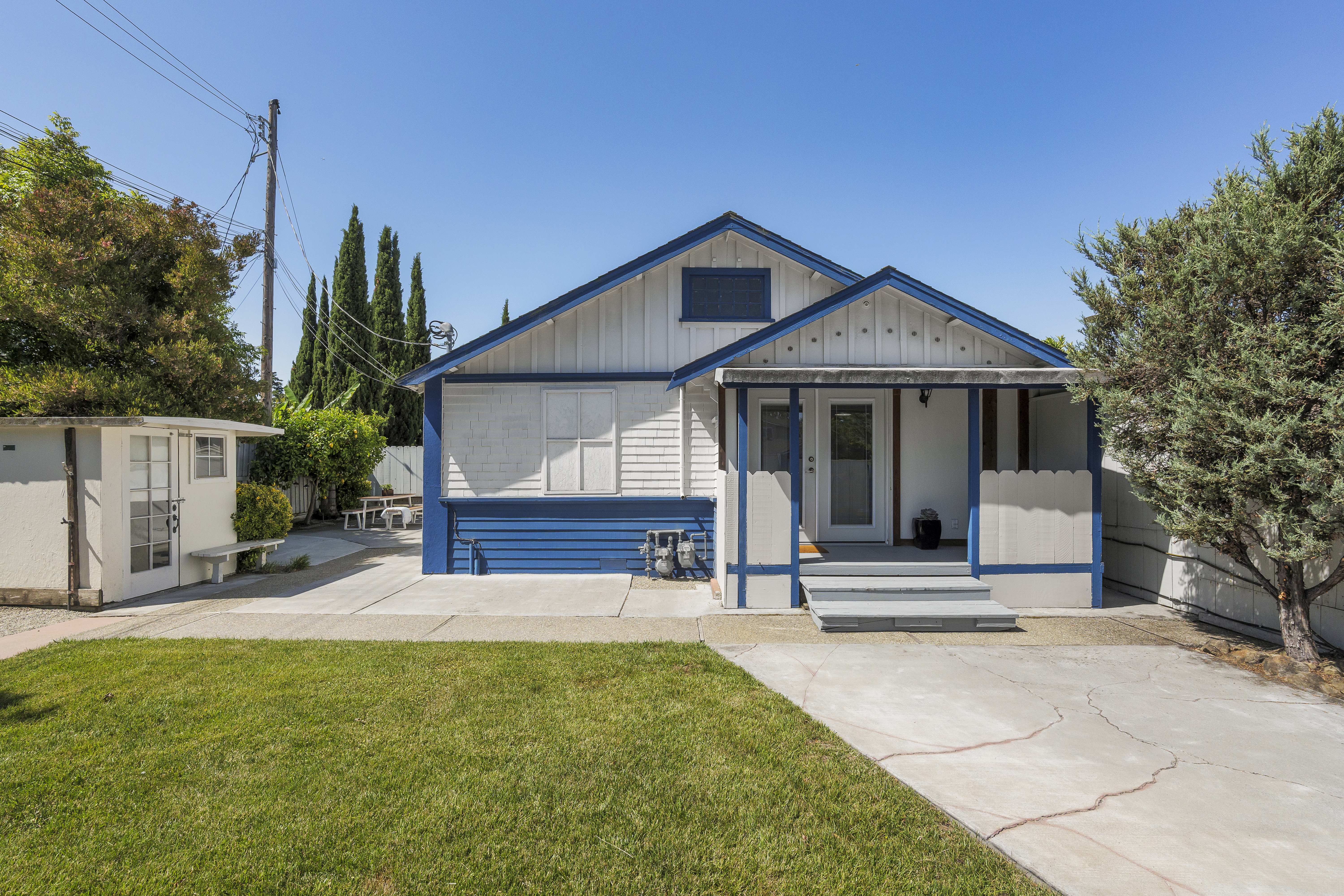 3160 Louis Road 