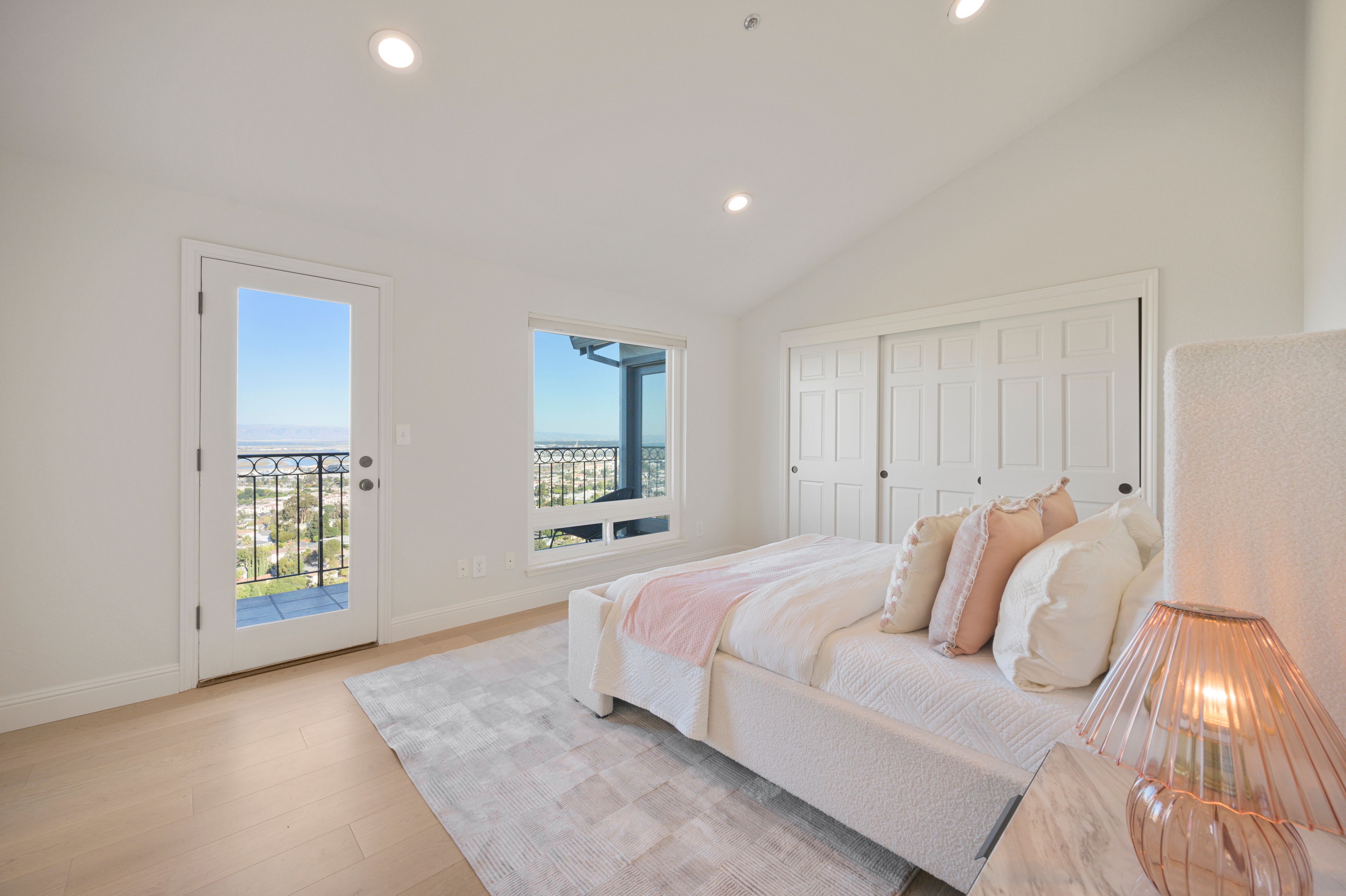 70 Ensenada Road 