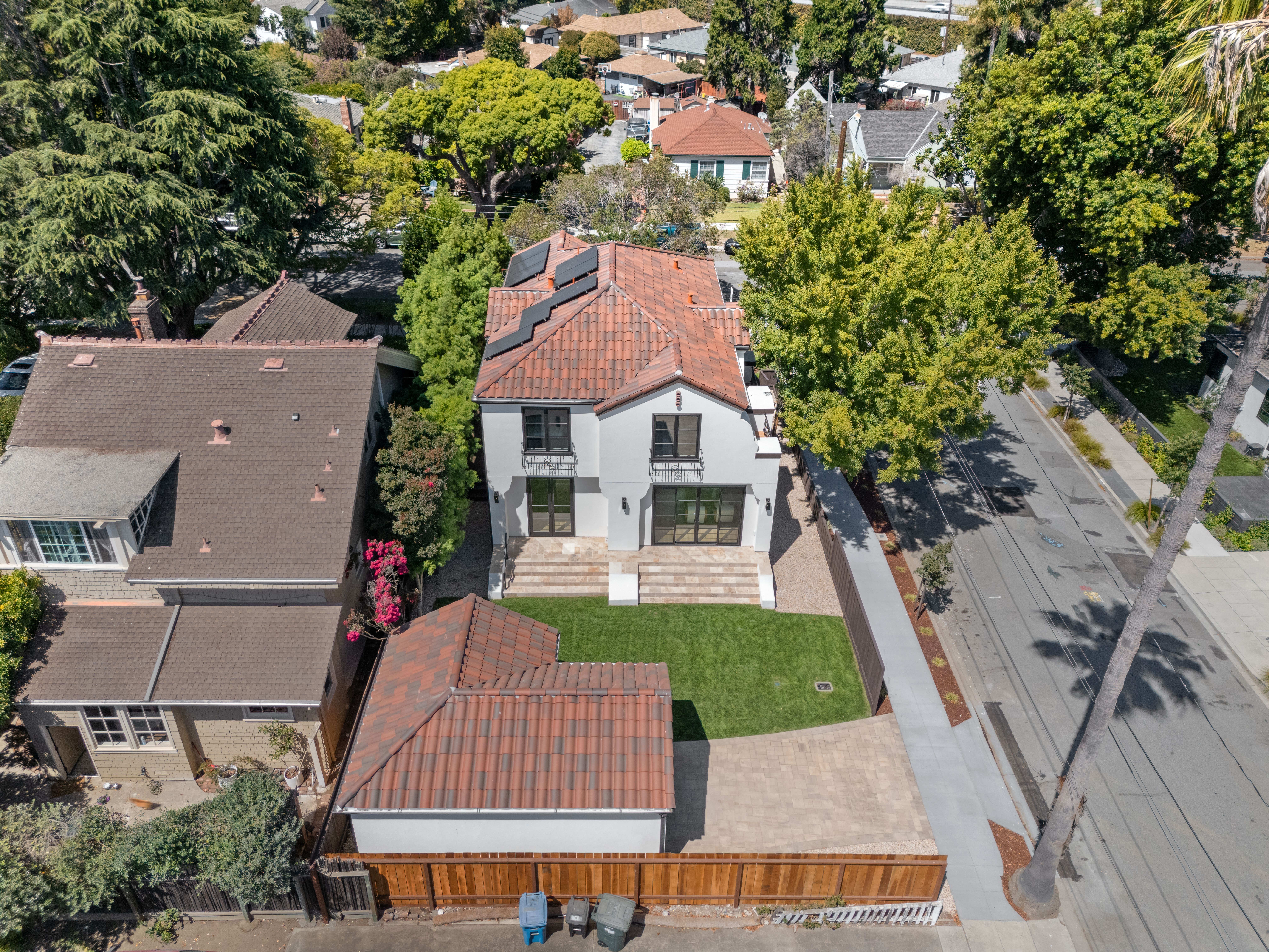 201 Burlingame Avenue 