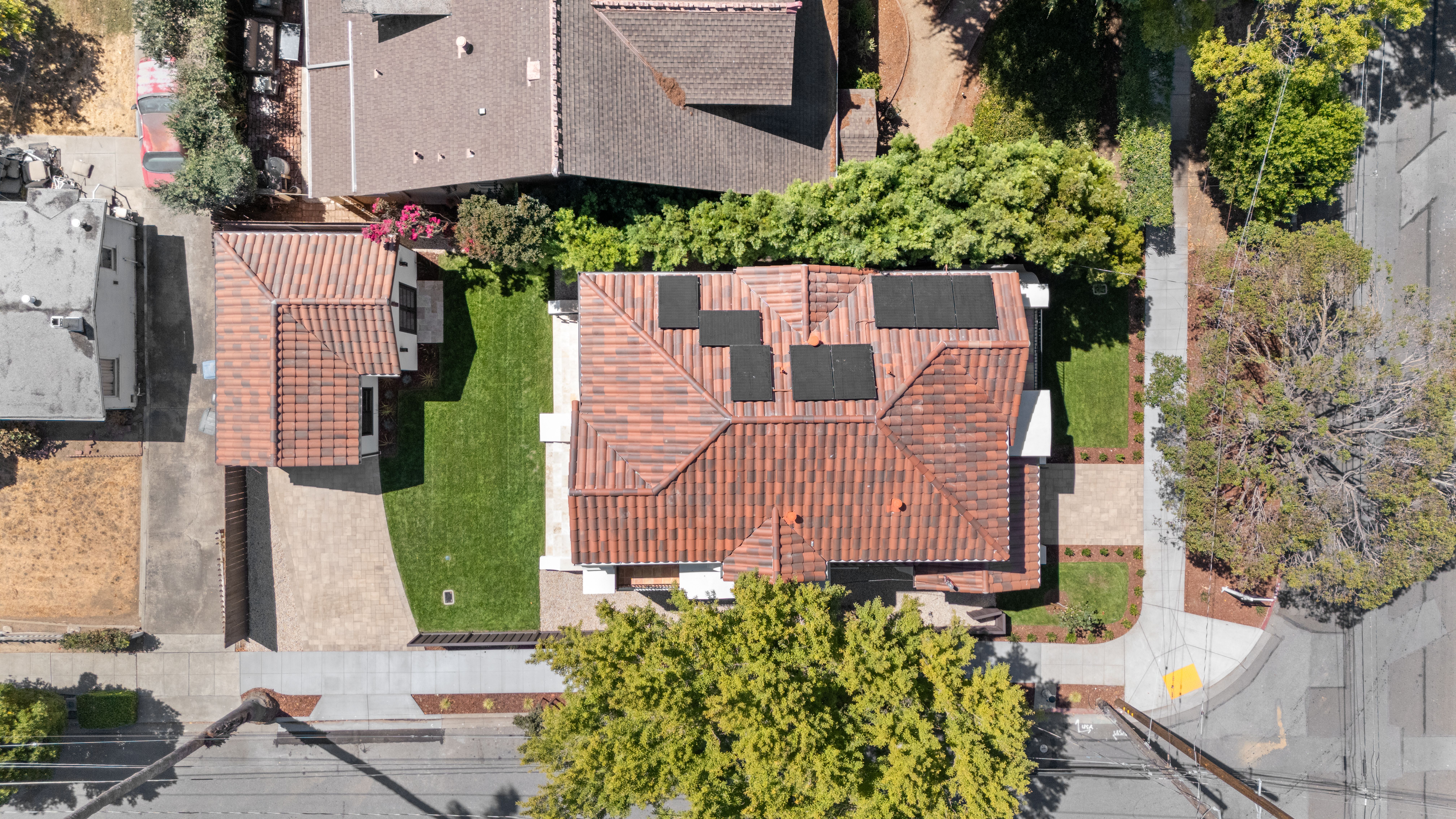 201 Burlingame Avenue 