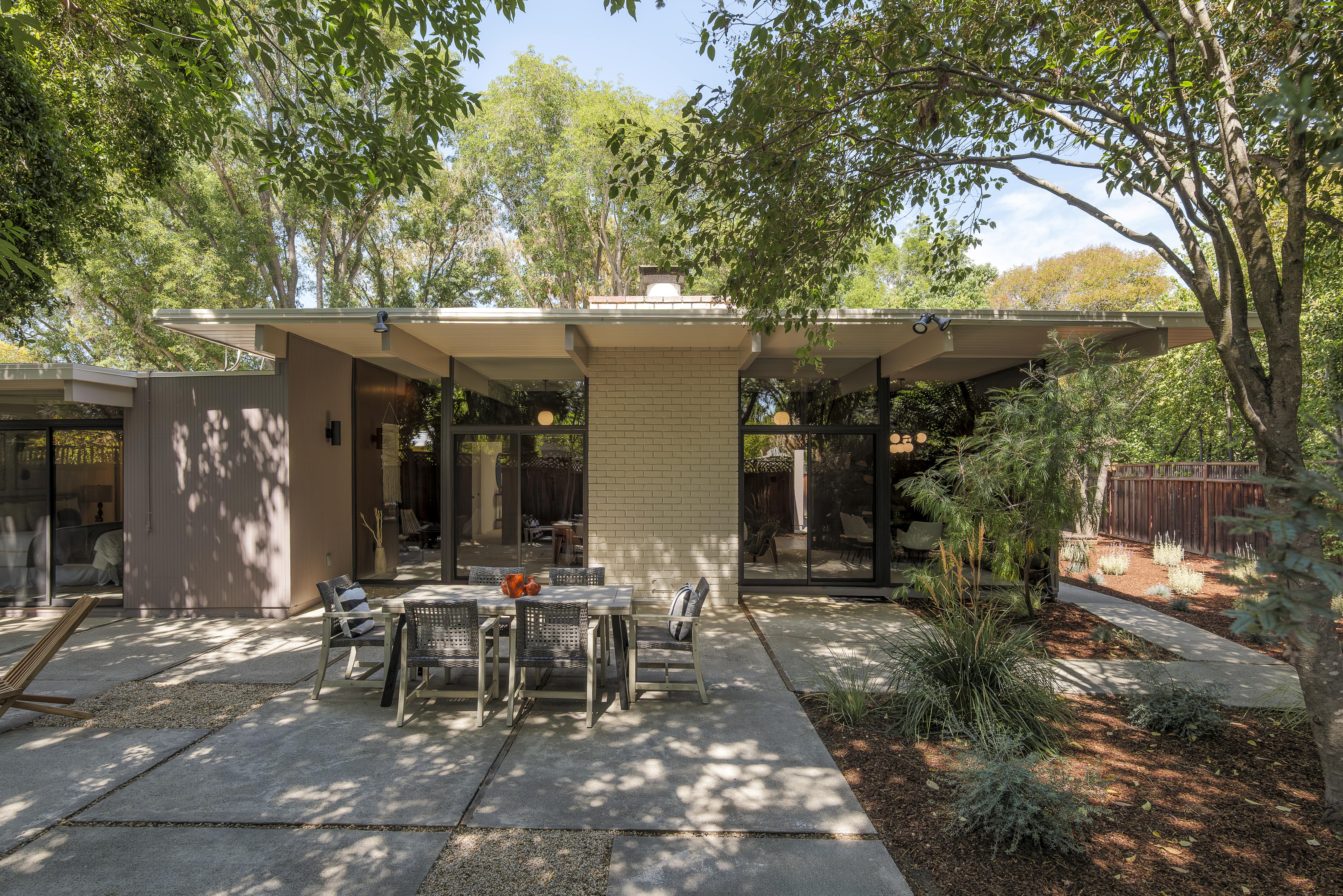 3407 Janice Way 