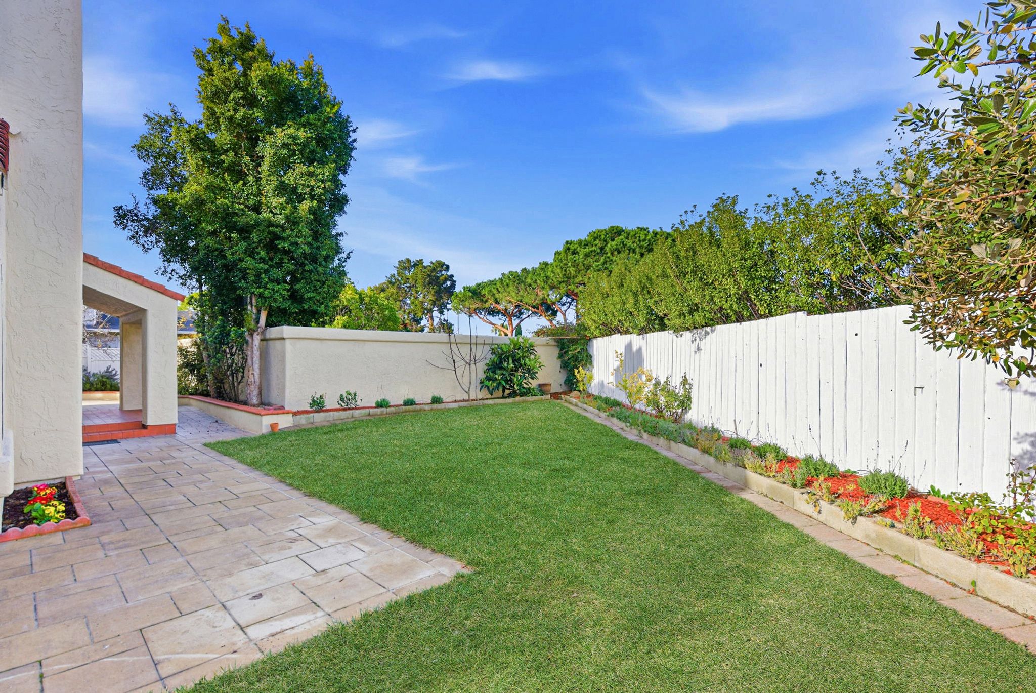 517 Martinique Drive 