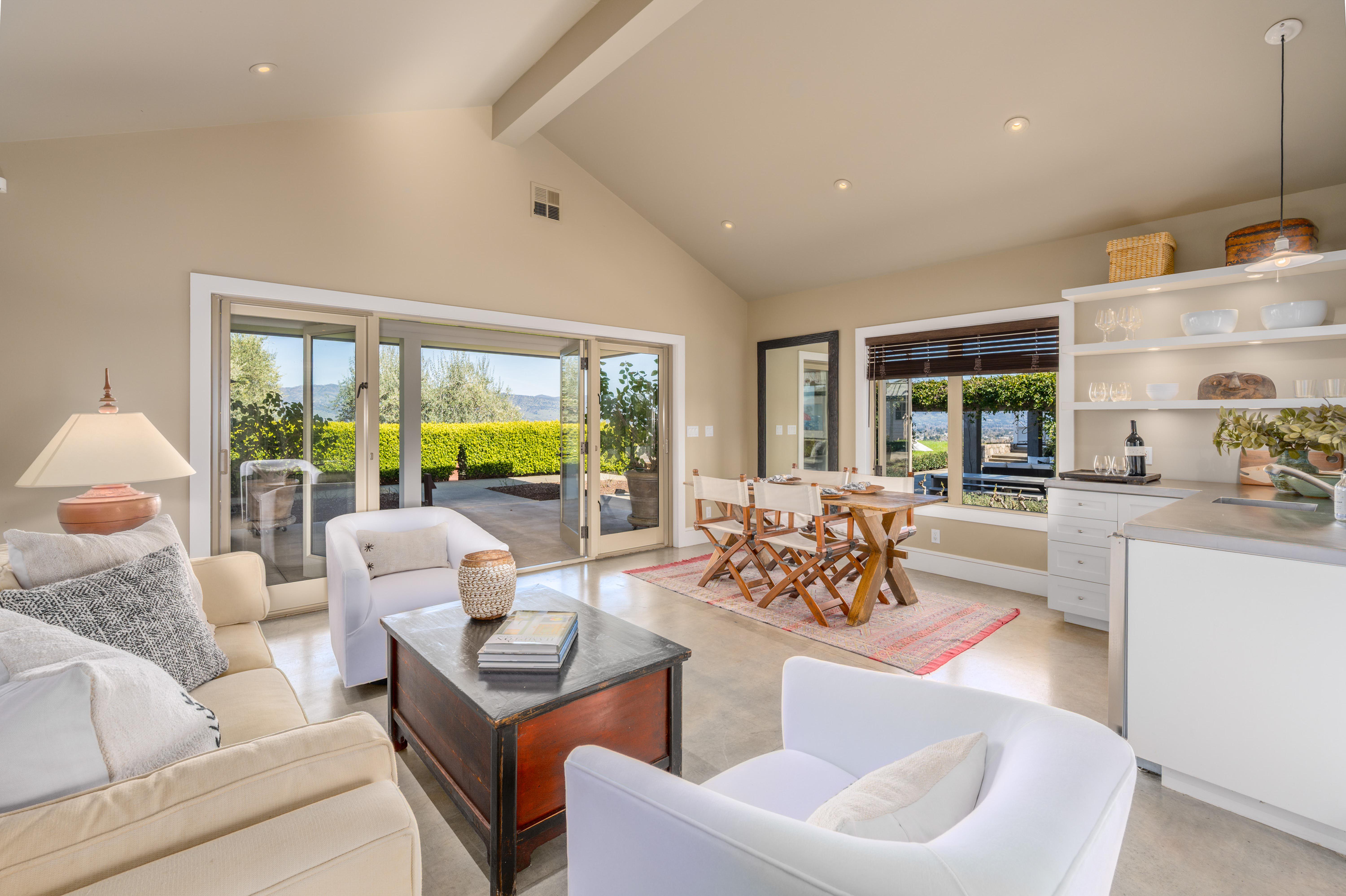 3075 Dry Creek Road 