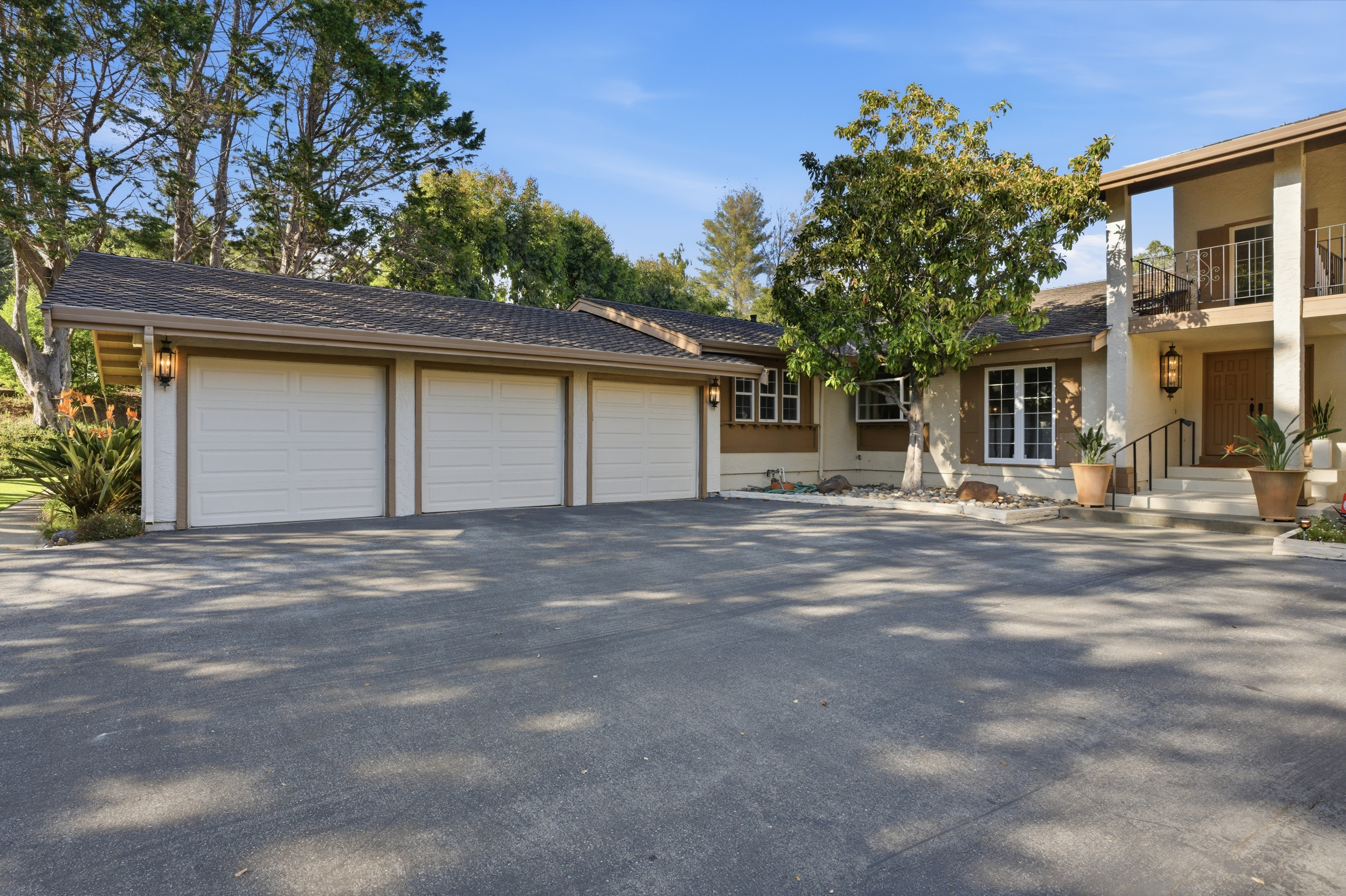 65 Falkirk Lane 
