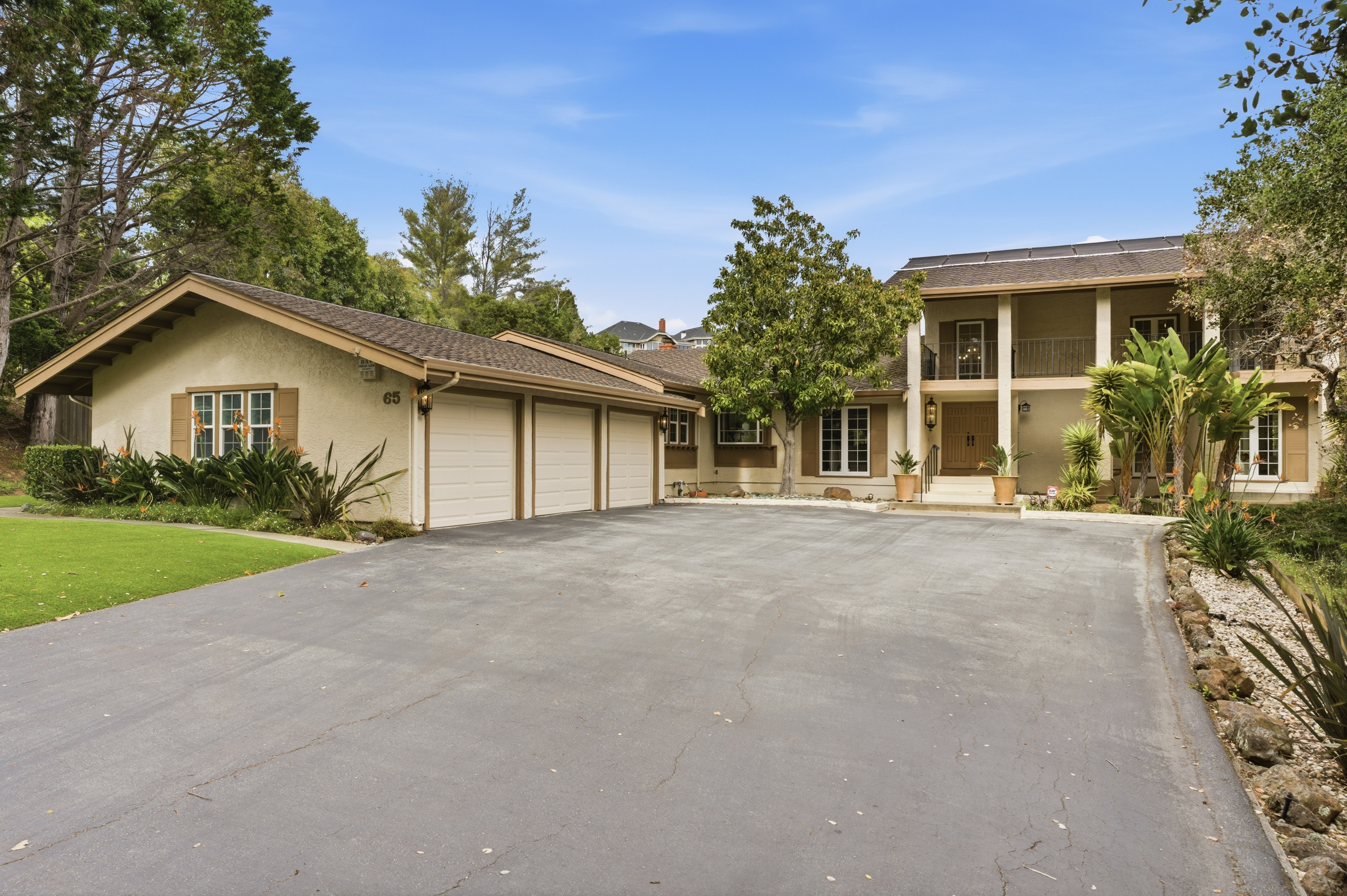 65 Falkirk Lane 
