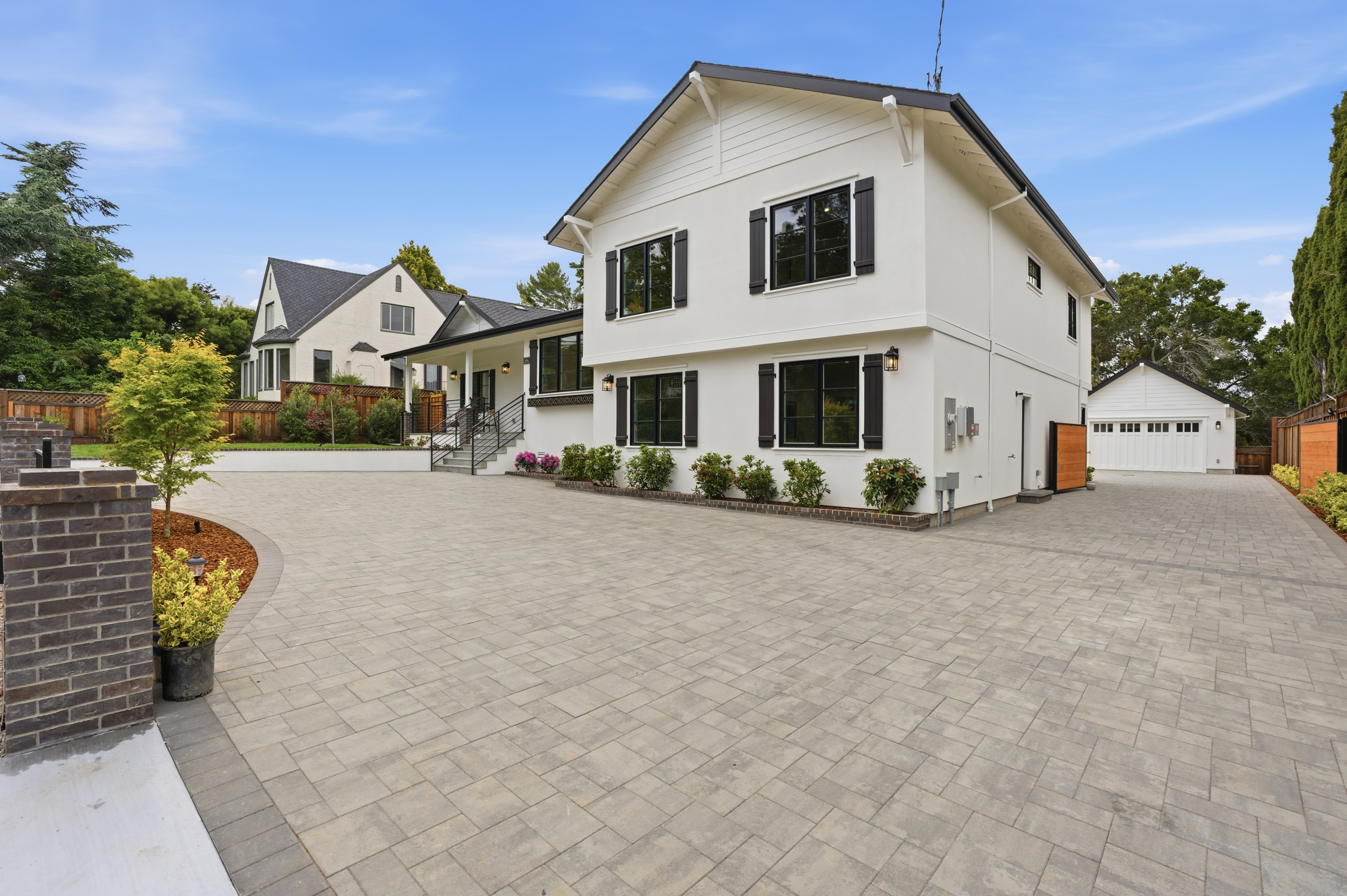 2896 Hillside Drive 