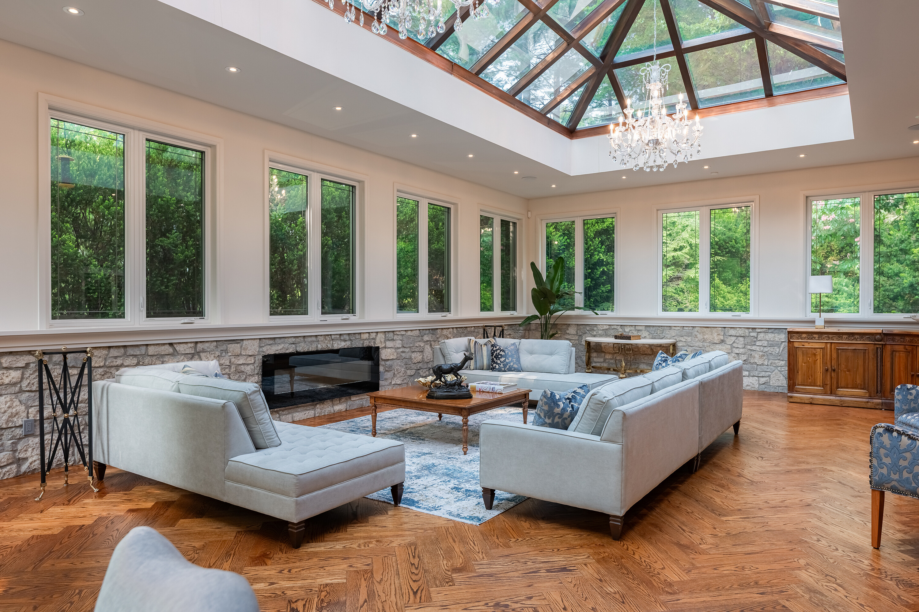 101 Paula Crt