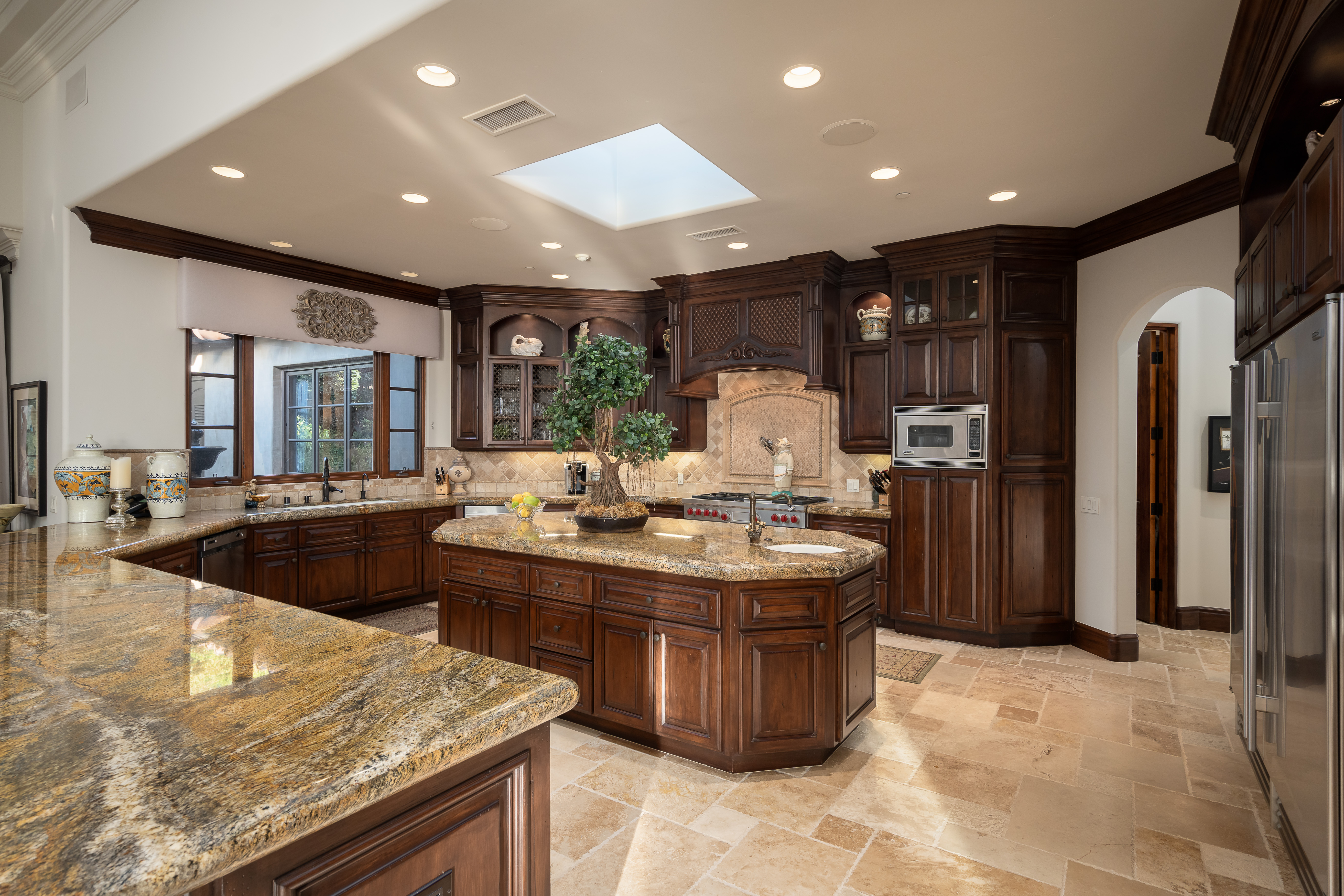 6351 Calle Ponte Bella