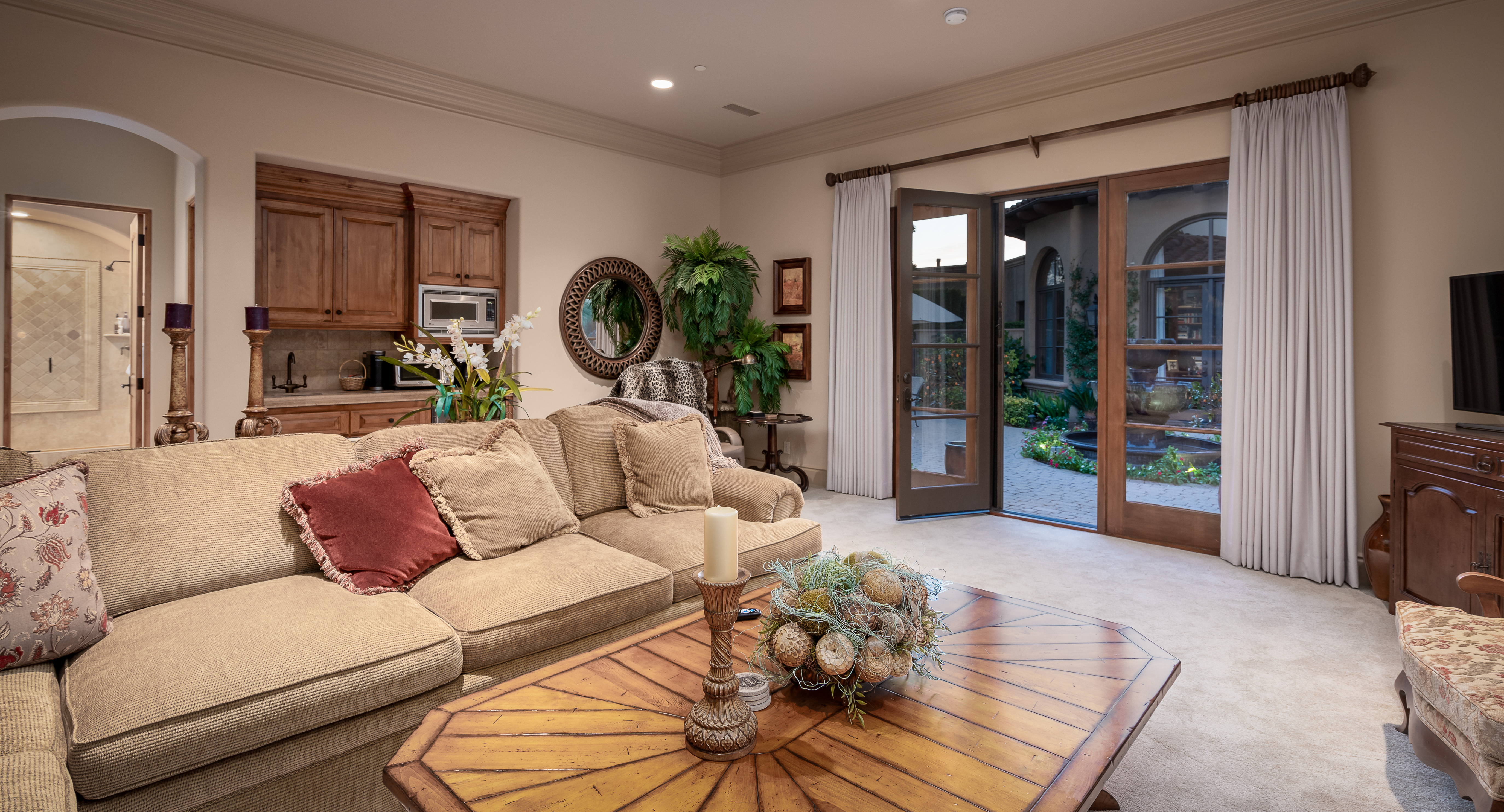 6351 Calle Ponte Bella
